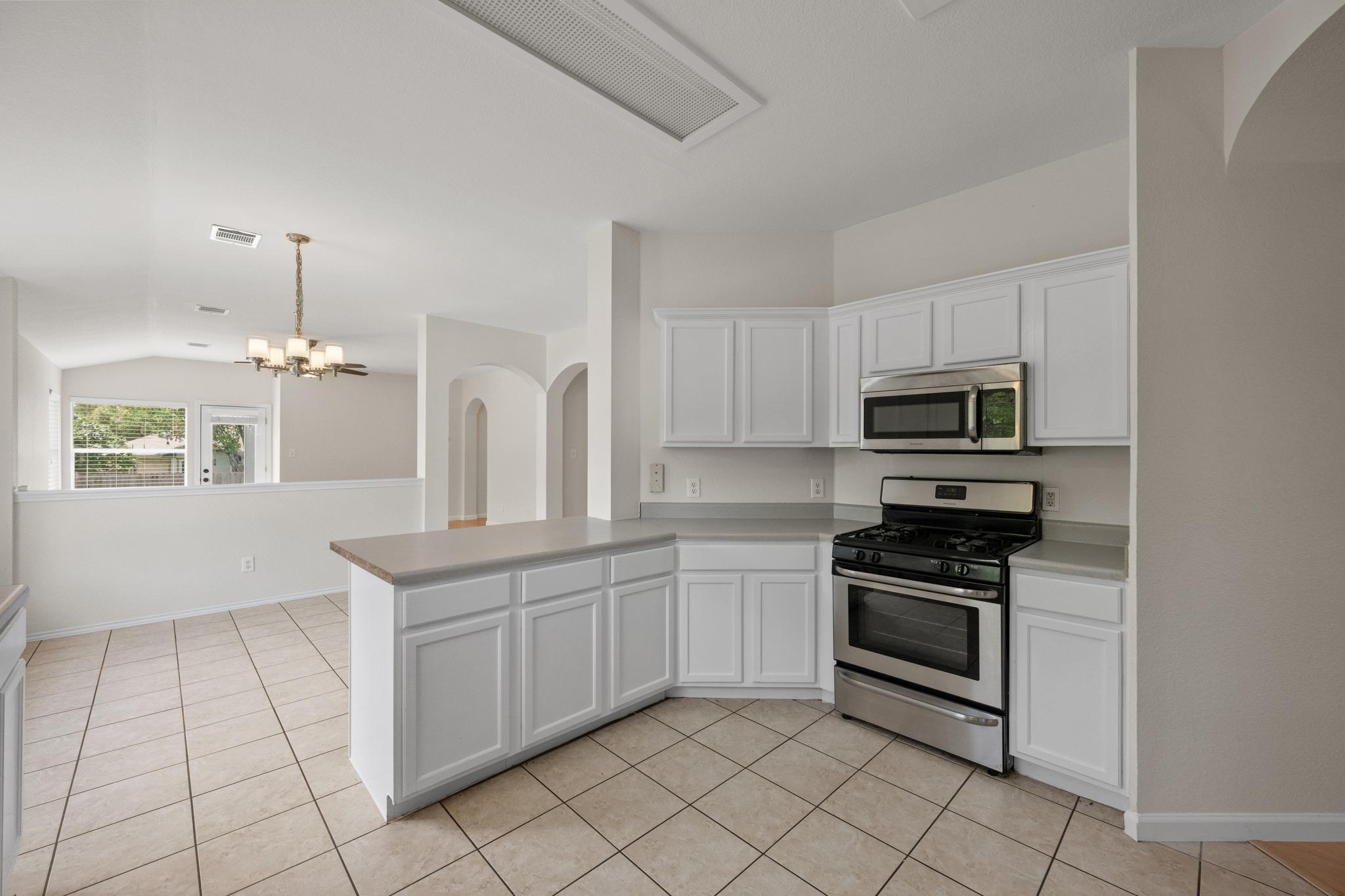 17249 Sandwick Dr, Pflugerville, TX 78660
