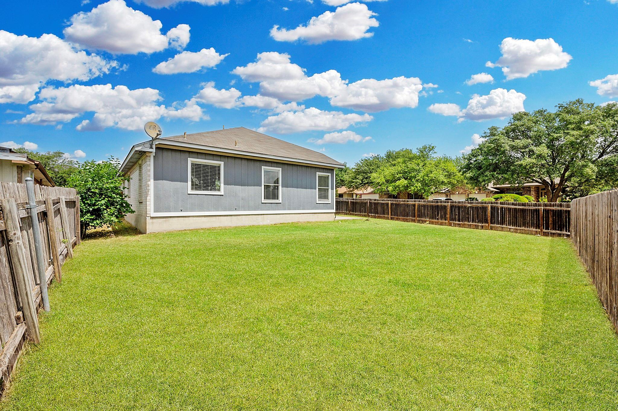 17249 Sandwick Dr, Pflugerville, TX 78660
