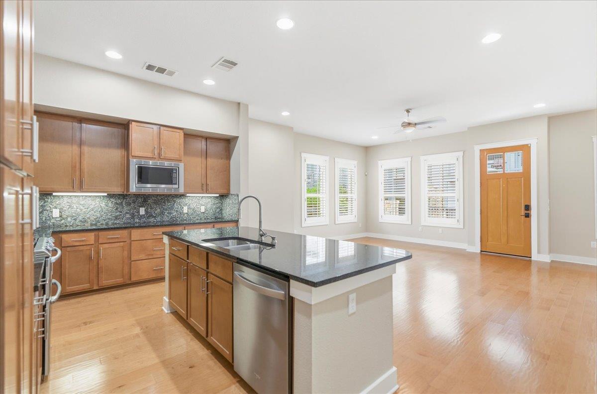 2520 Bluebonnet Dr # 40, Austin, TX 78704