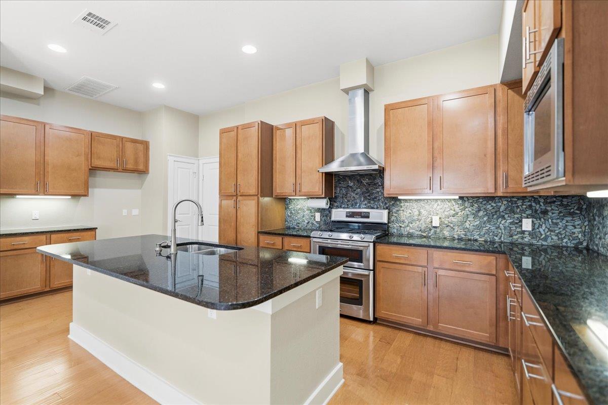 2520 Bluebonnet Dr # 40, Austin, TX 78704