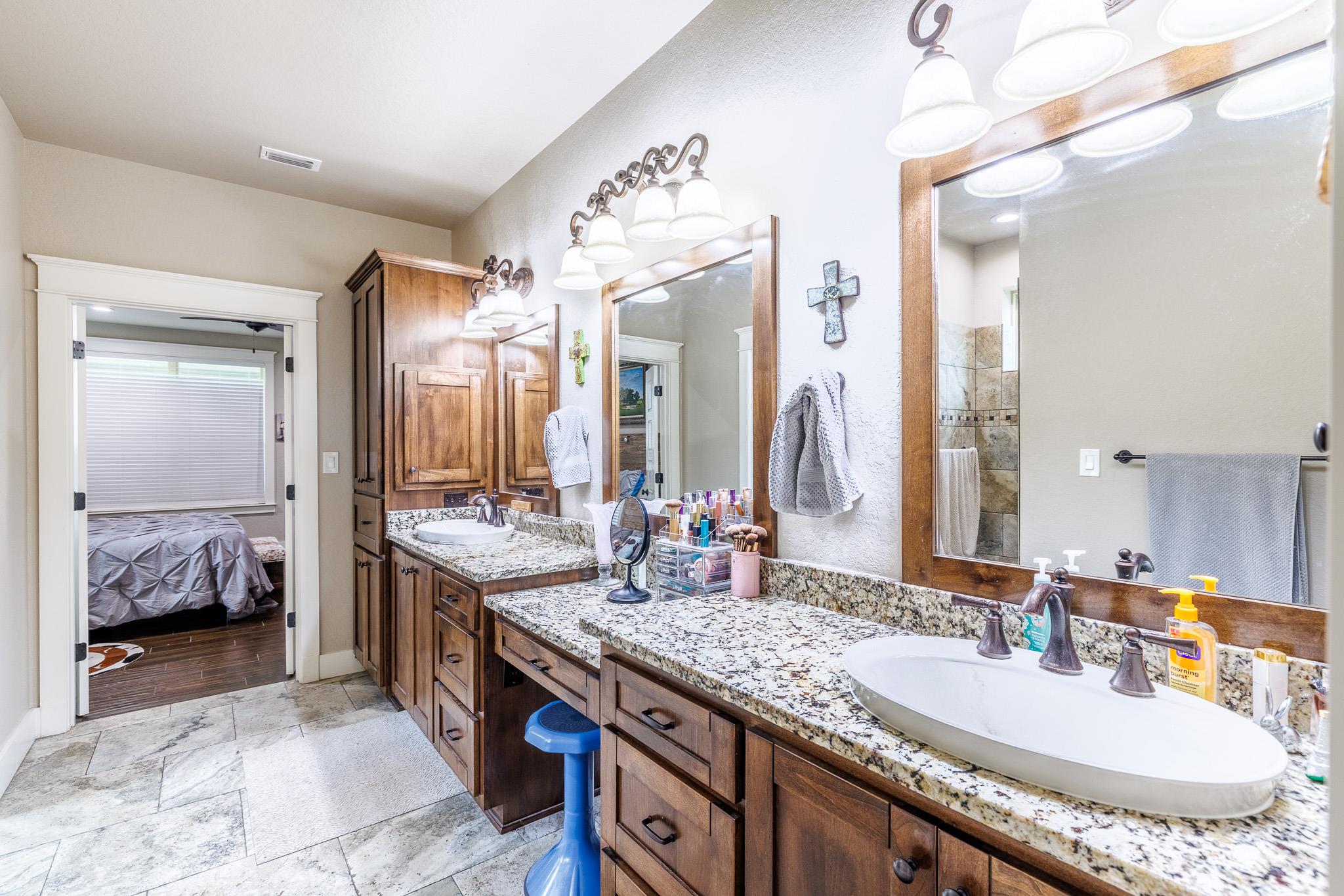 605 Fm 1682, Leesville, TX 78122