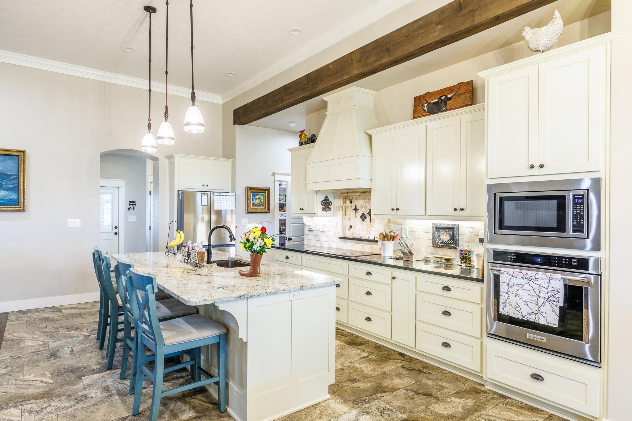 605 Fm 1682, Leesville, TX 78122