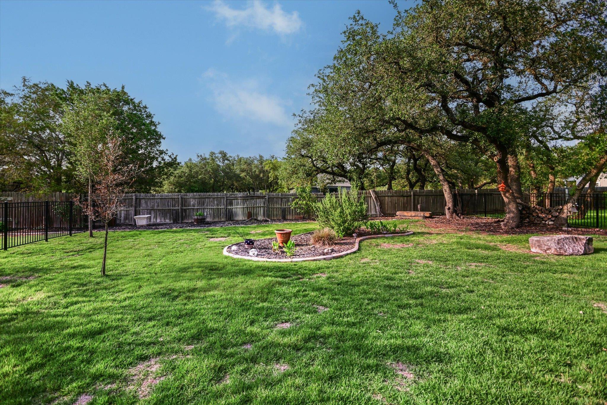 133 Augusta Dr, Wimberley, TX 78676