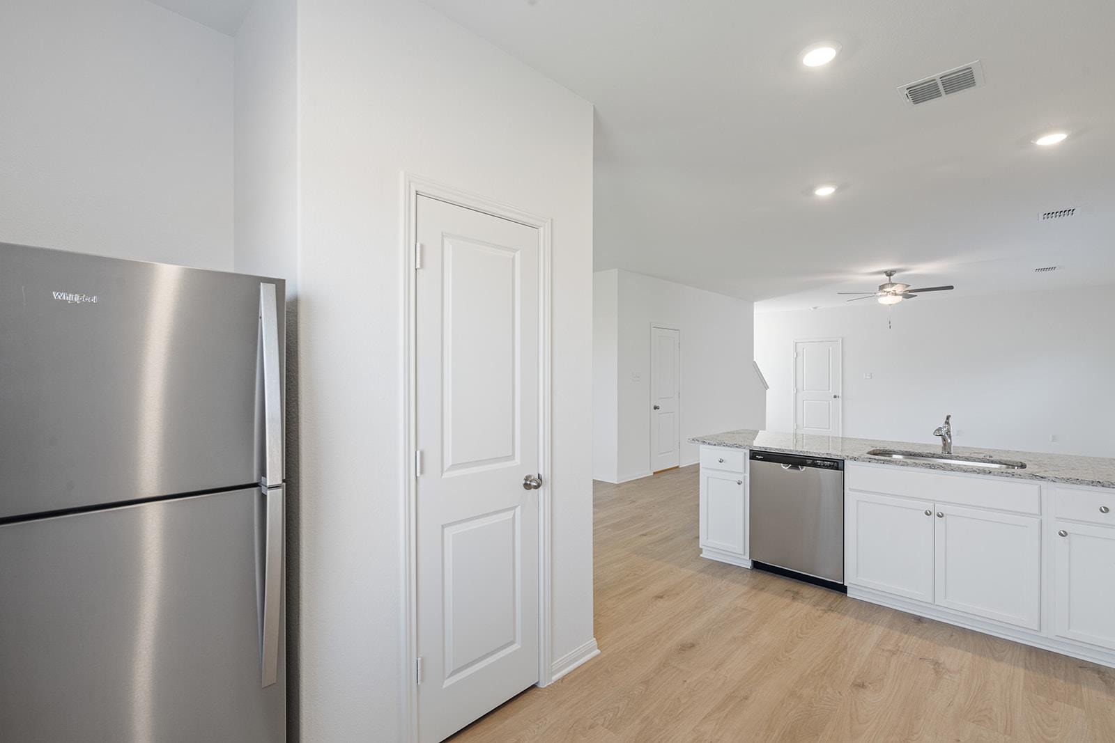 116 Wirepass Crst, Jarrell, TX 76537