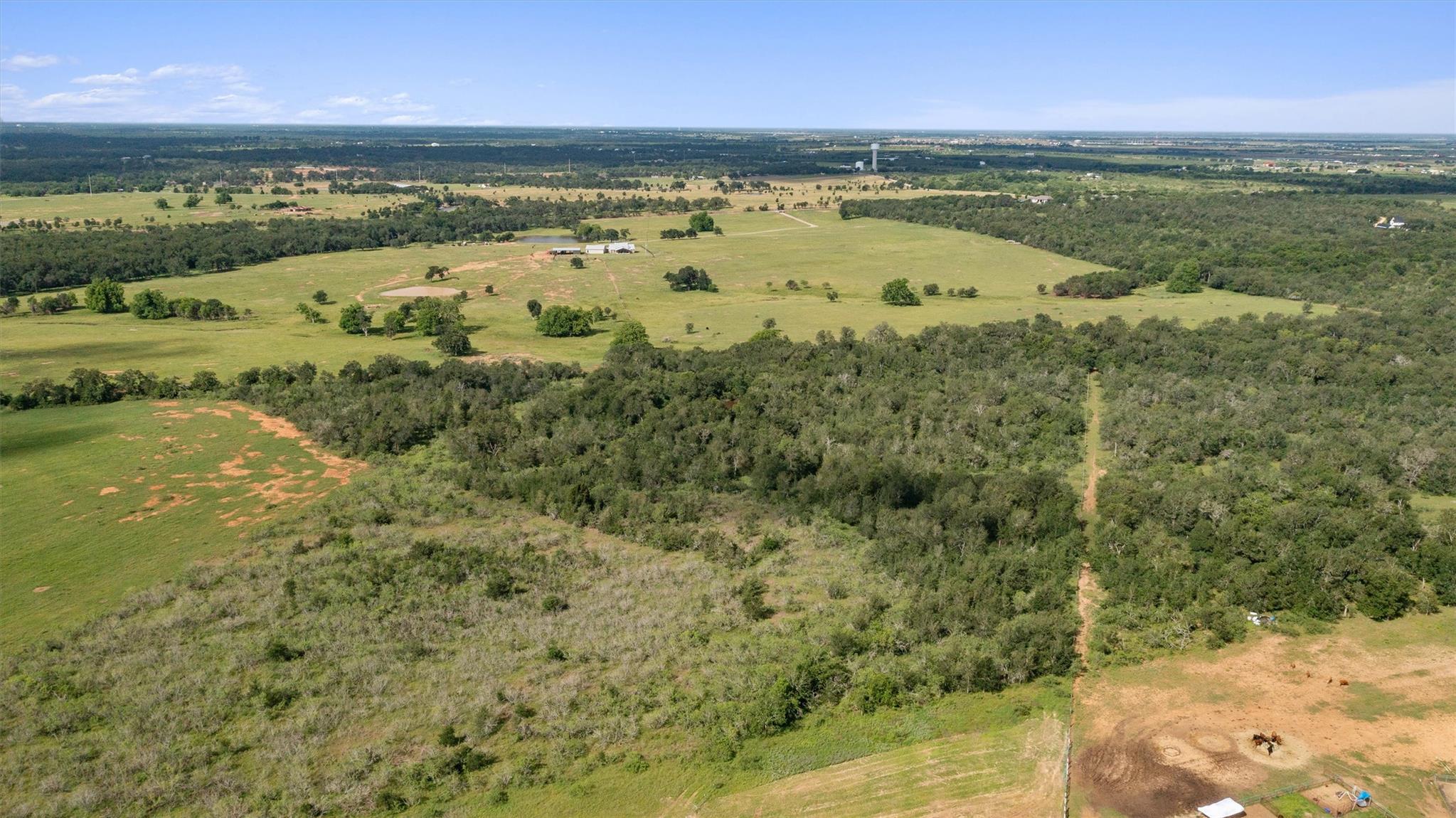 3700 County Road 467, Elgin, TX 78621