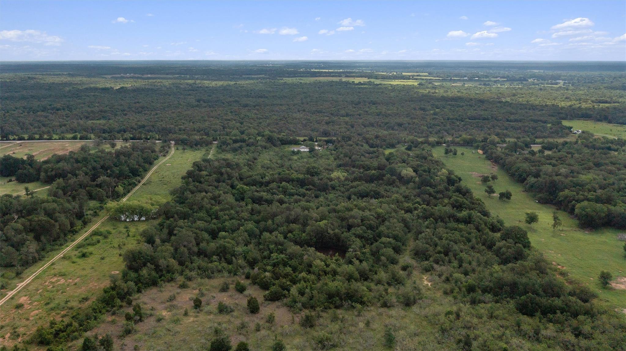 3700 County Road 467, Elgin, TX 78621