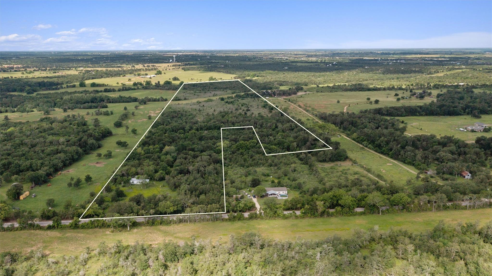 3700 County Road 467, Elgin, TX 78621