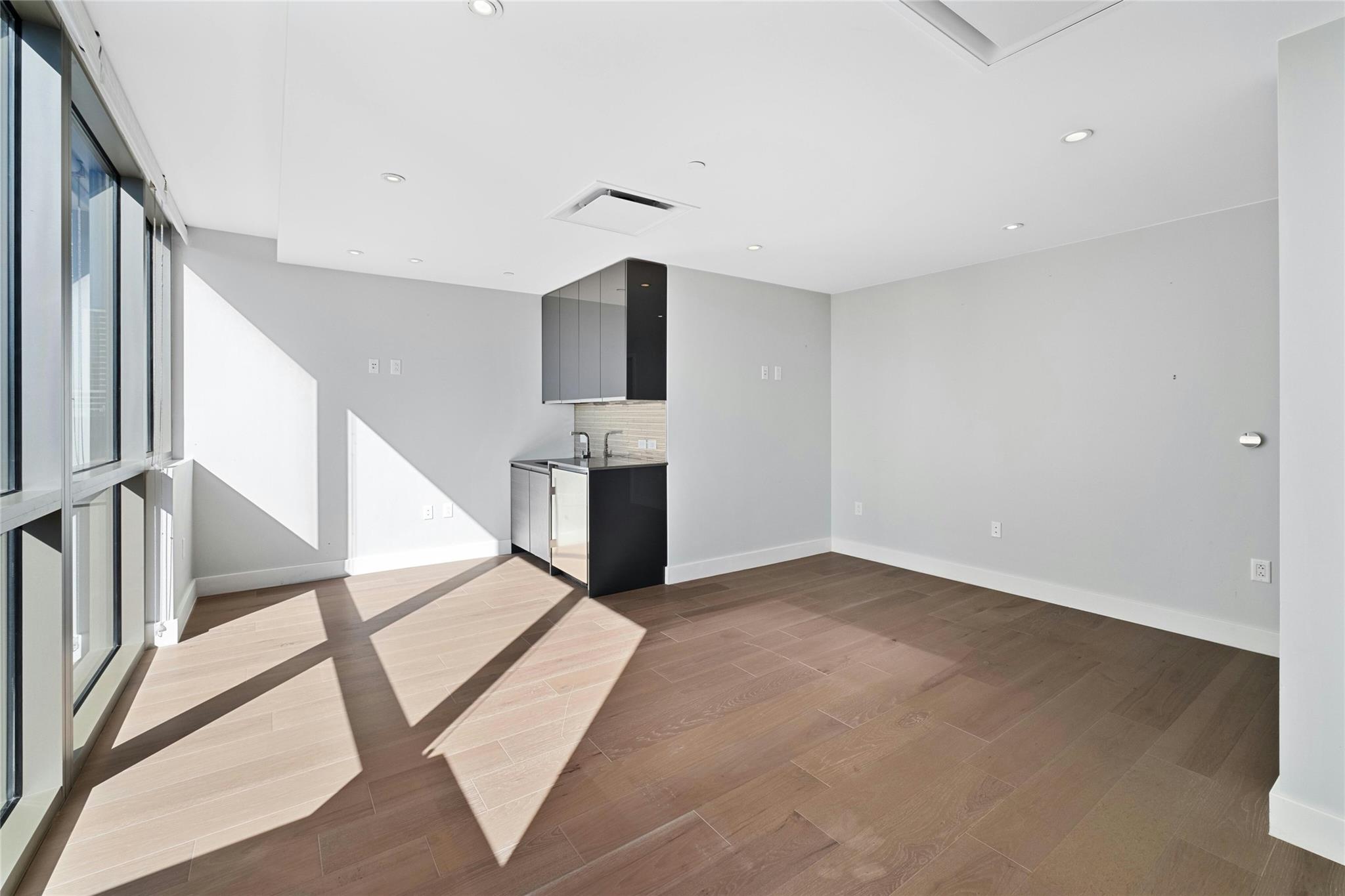 200 Congress Ave # 903, Austin, TX 78701