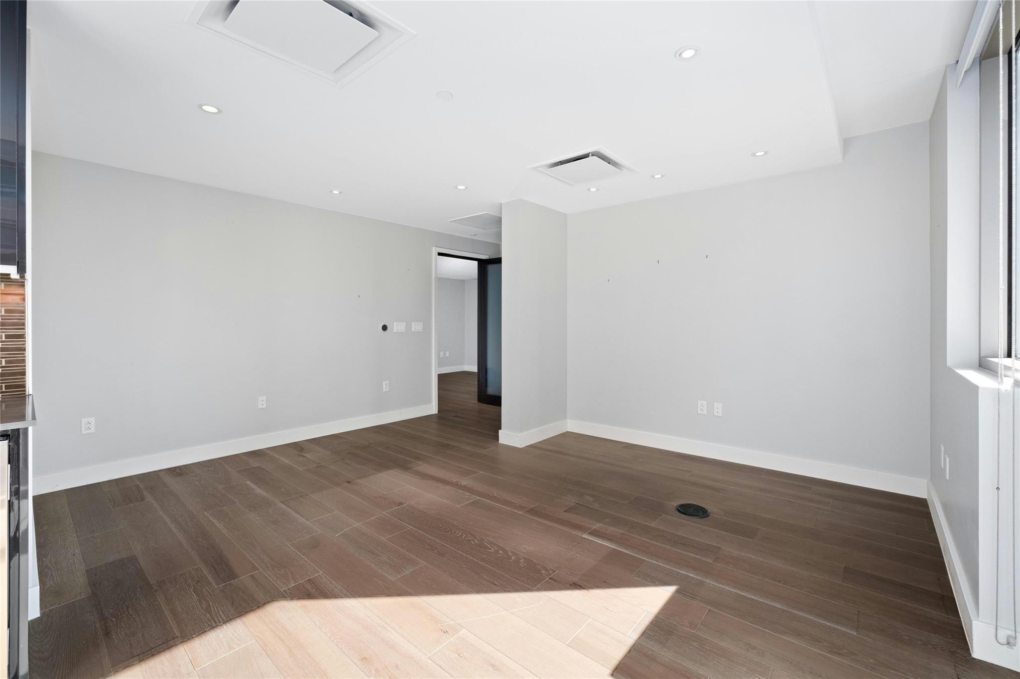 200 Congress Ave # 903, Austin, TX 78701