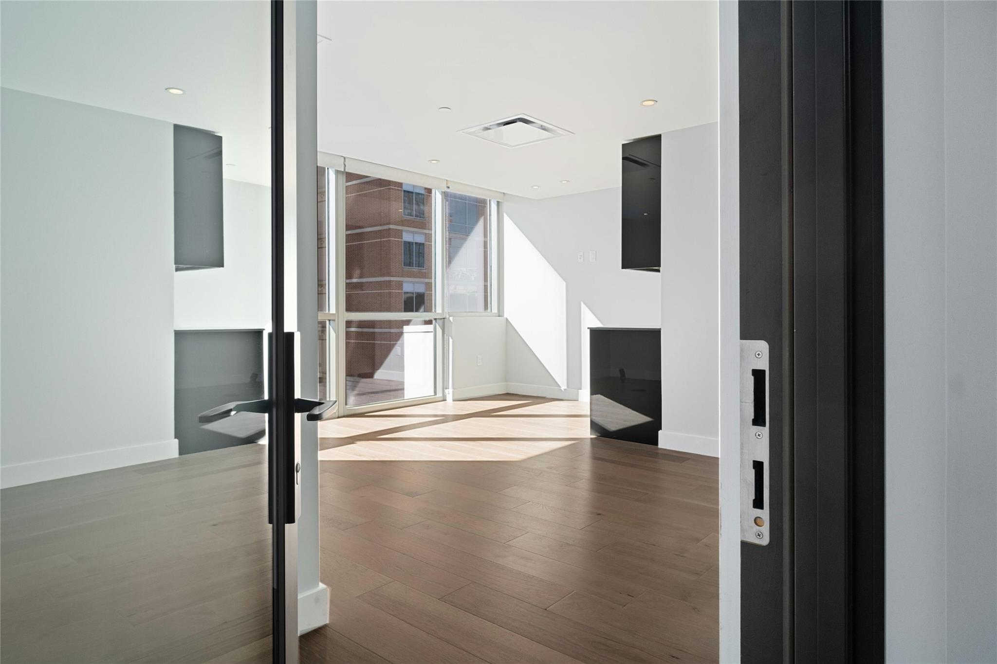 200 Congress Ave # 903, Austin, TX 78701