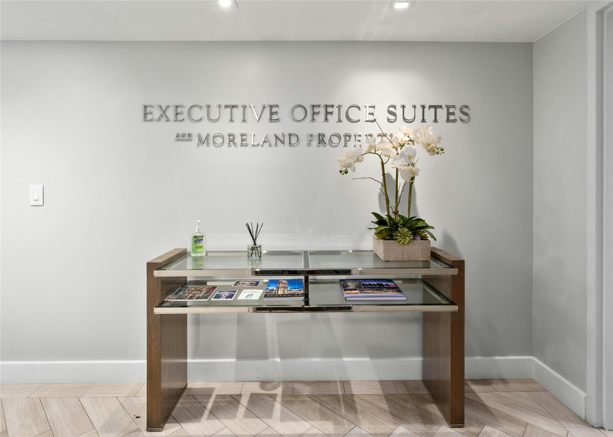 200 Congress Ave # 903, Austin, TX 78701