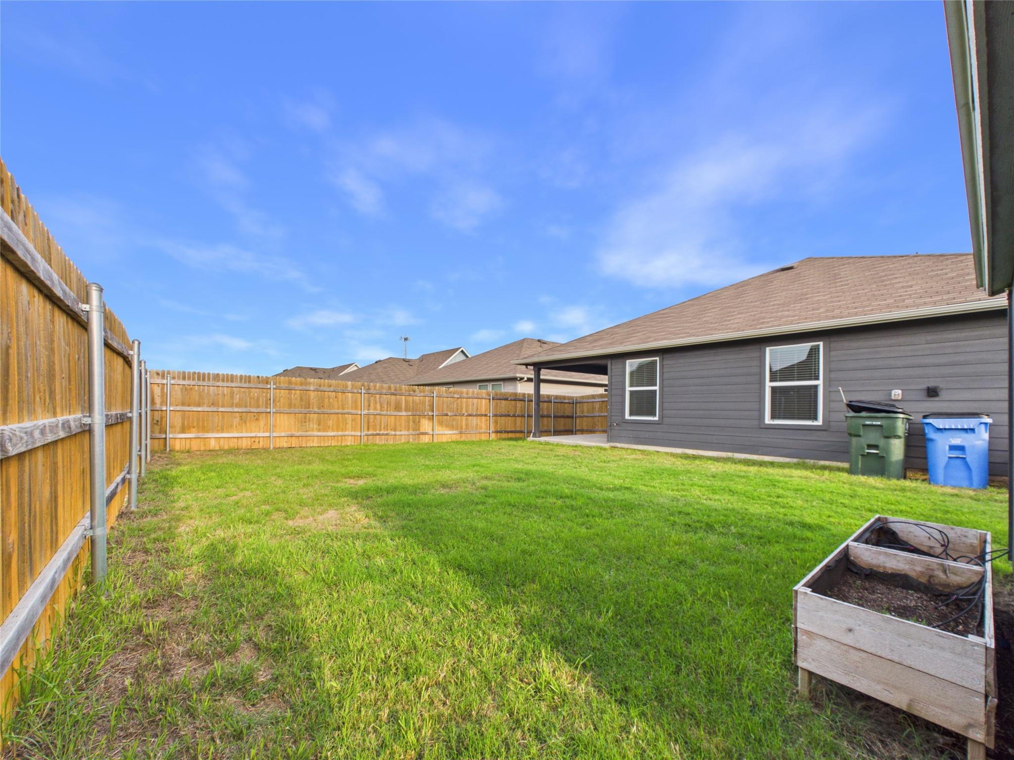 1012 BETSY DR Dr, Seguin, TX 78155