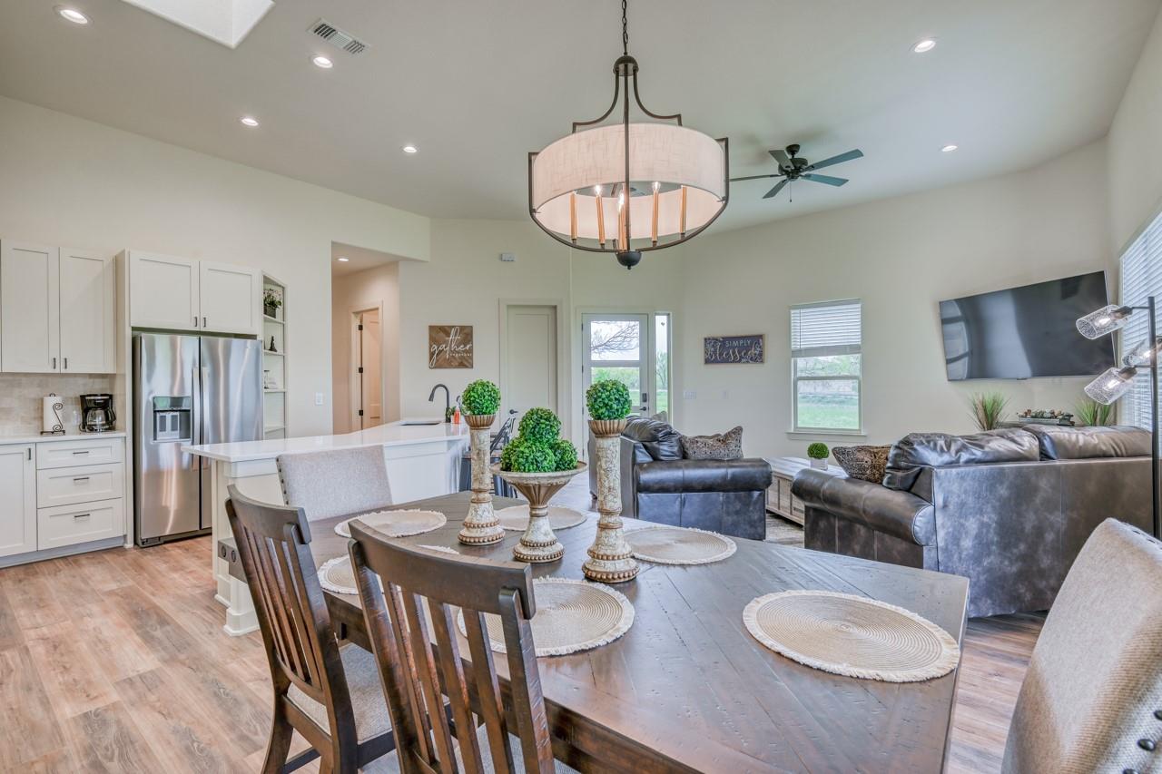 302 Parallel Cir, Horseshoe Bay, TX 78657