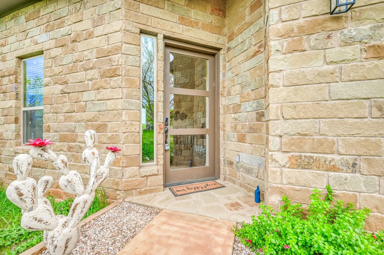 302 Parallel Cir, Horseshoe Bay, TX 78657