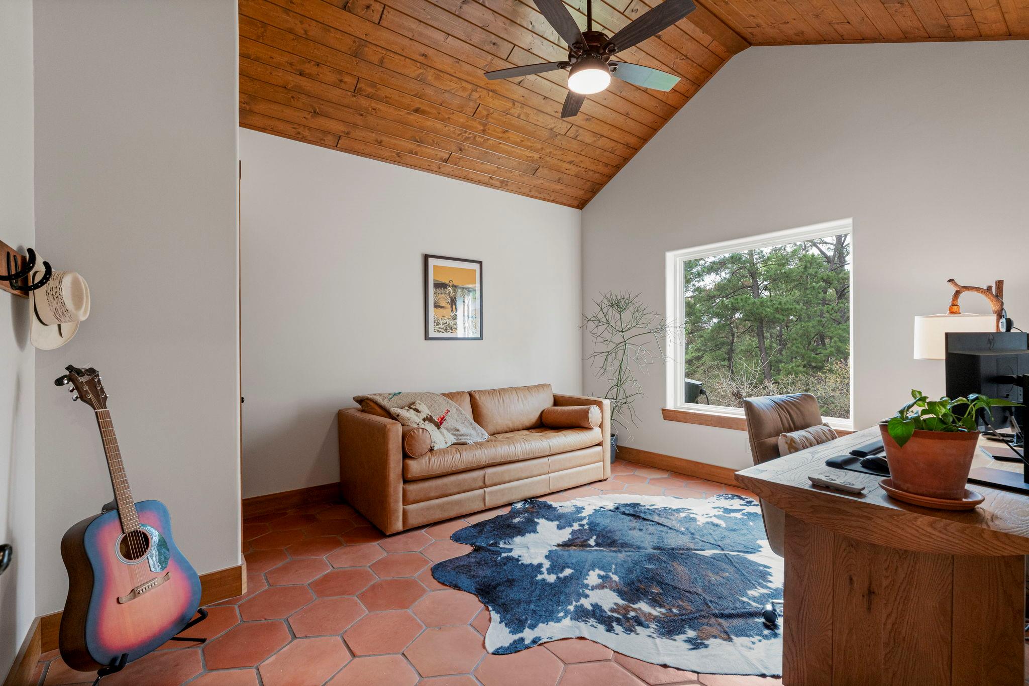 122 Mokolii Ct, Bastrop, TX 78602
