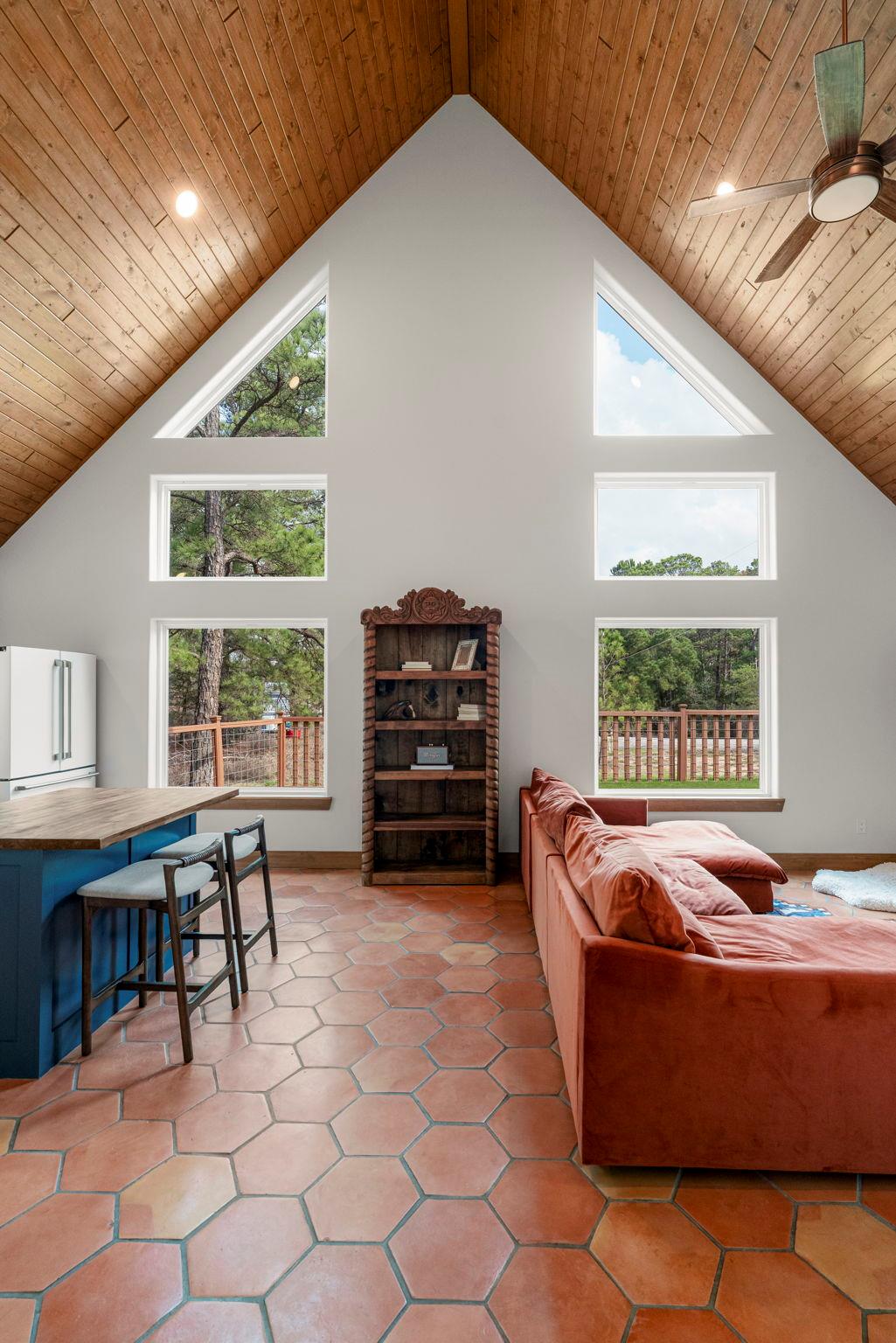 122 Mokolii Ct, Bastrop, TX 78602