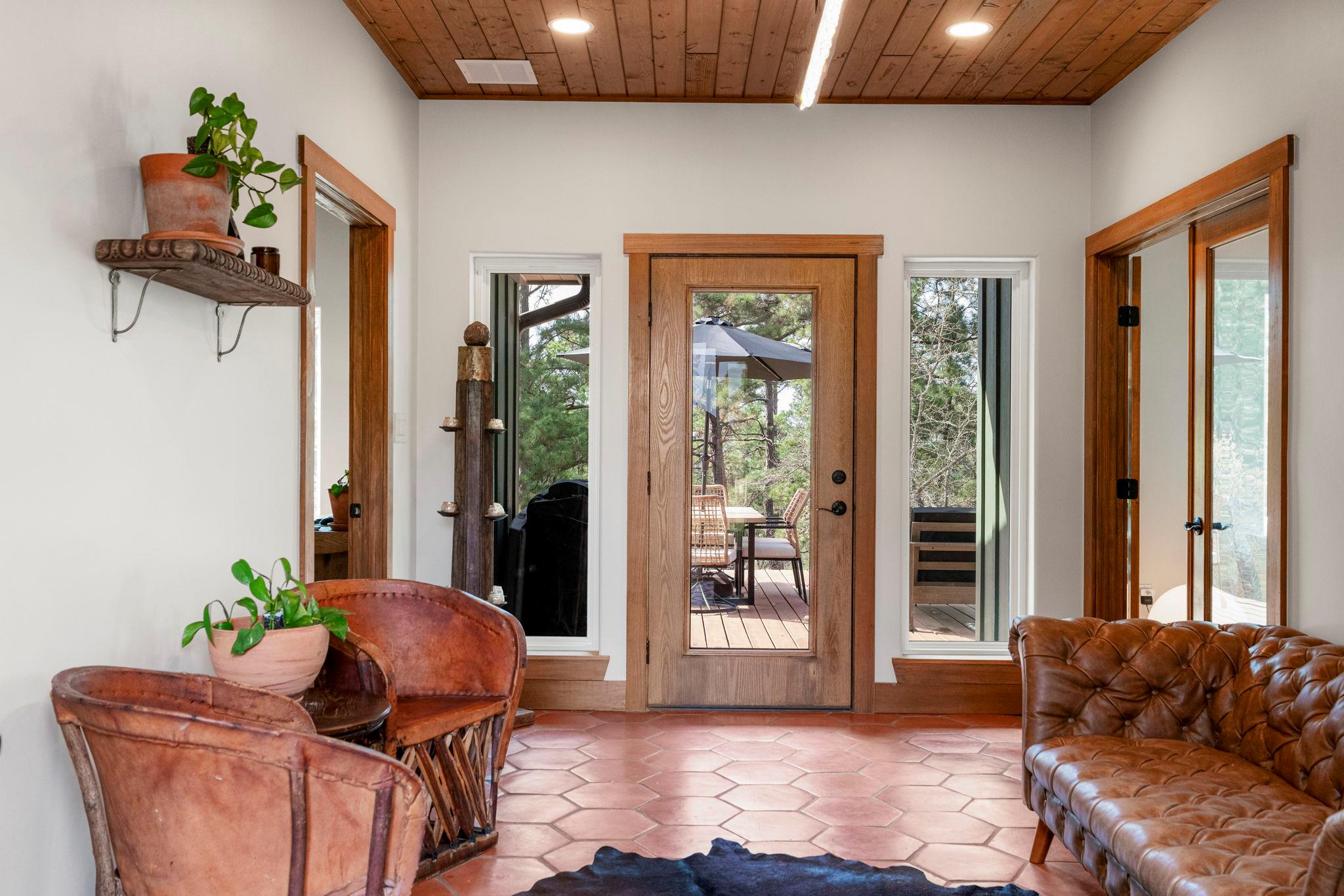 122 Mokolii Ct, Bastrop, TX 78602