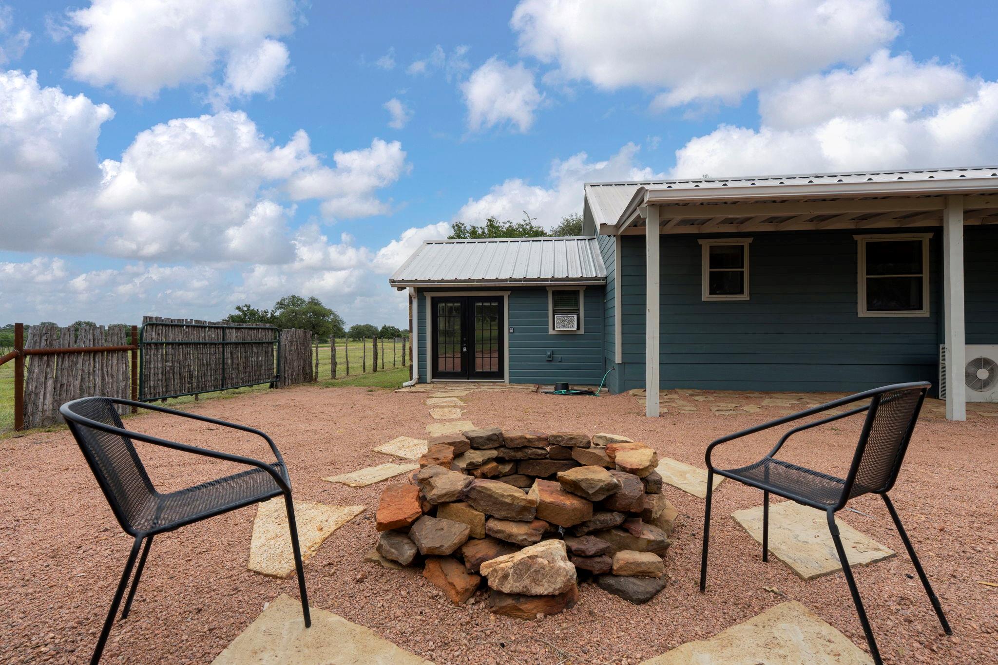 225 Ischar Ln, Mason, TX 76856