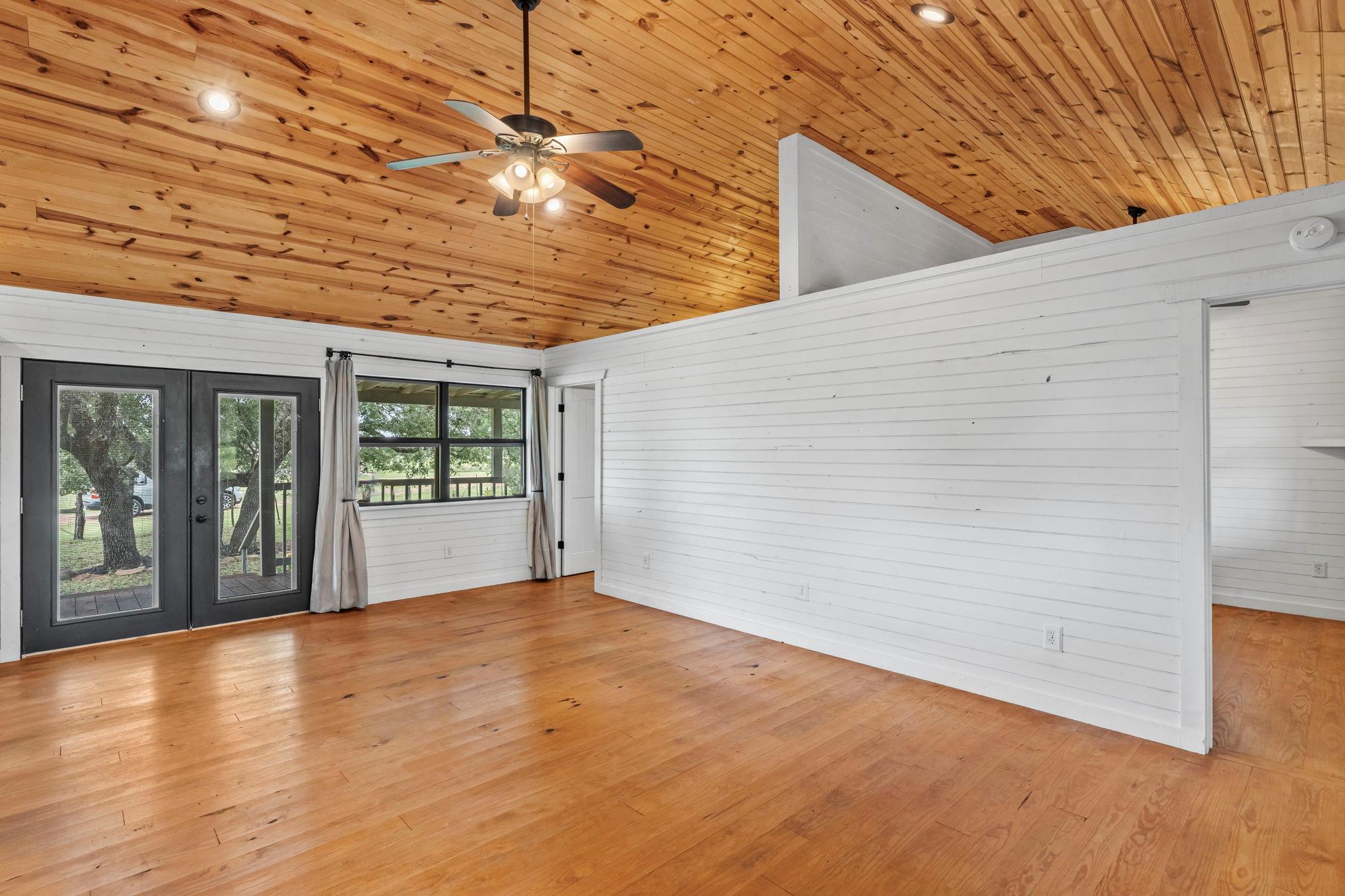 225 Ischar Ln, Mason, TX 76856