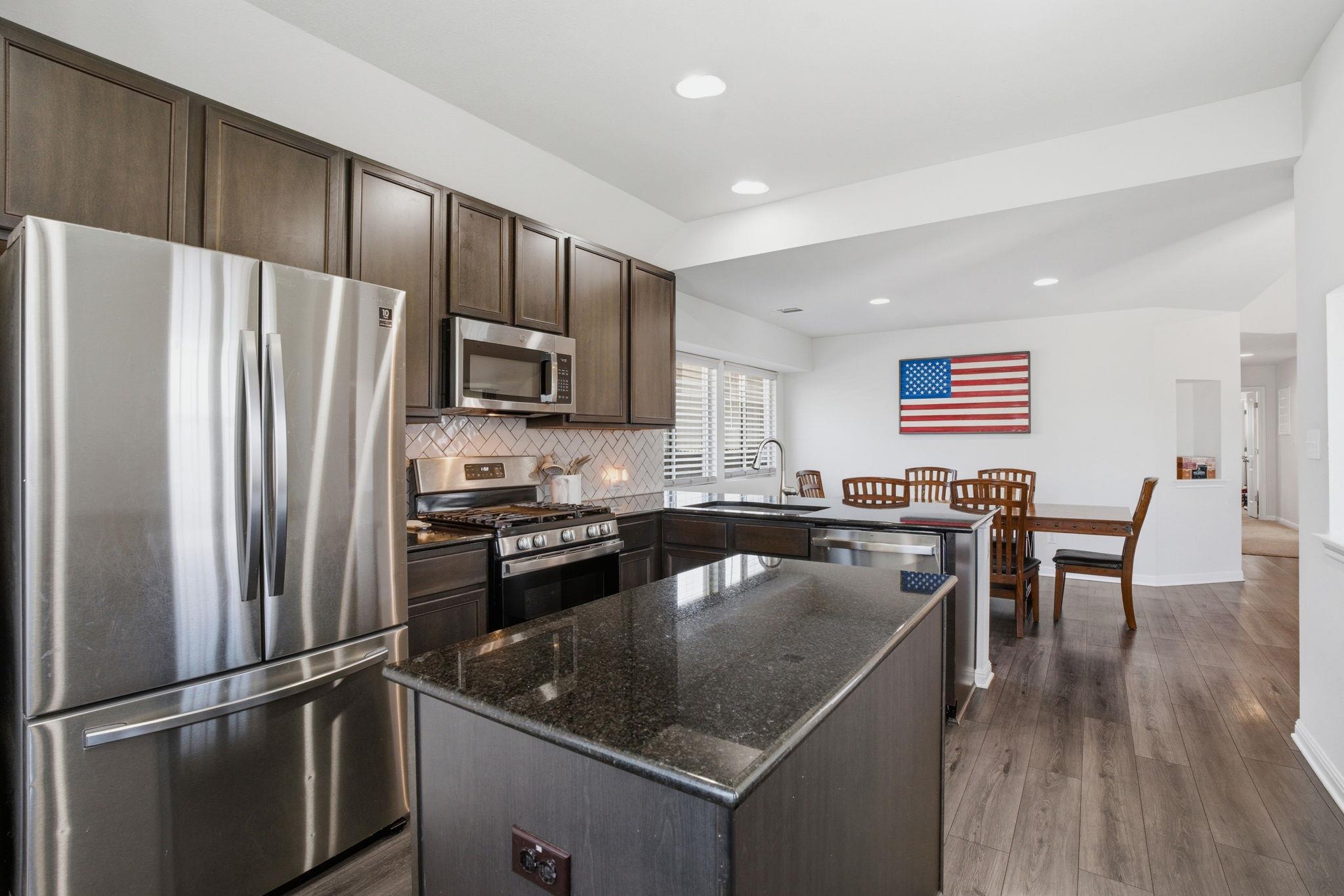 100 Arabian Colt Dr, Georgetown, TX 78626