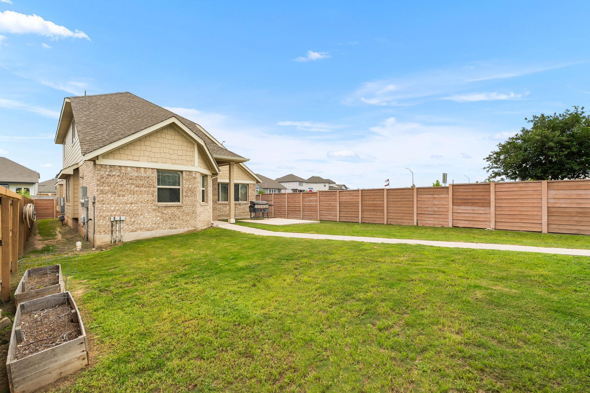 100 Arabian Colt Dr, Georgetown, TX 78626
