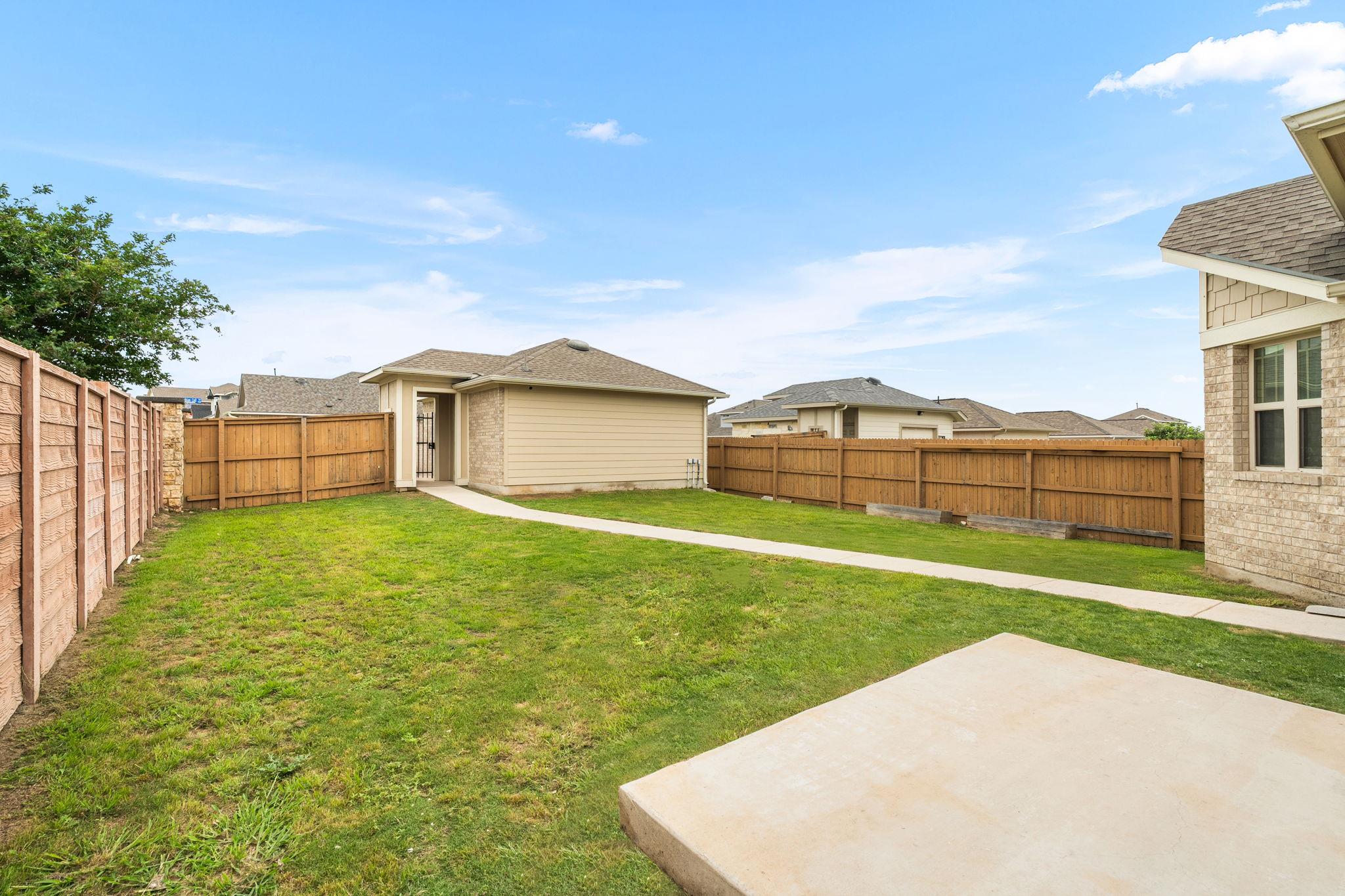 100 Arabian Colt Dr, Georgetown, TX 78626