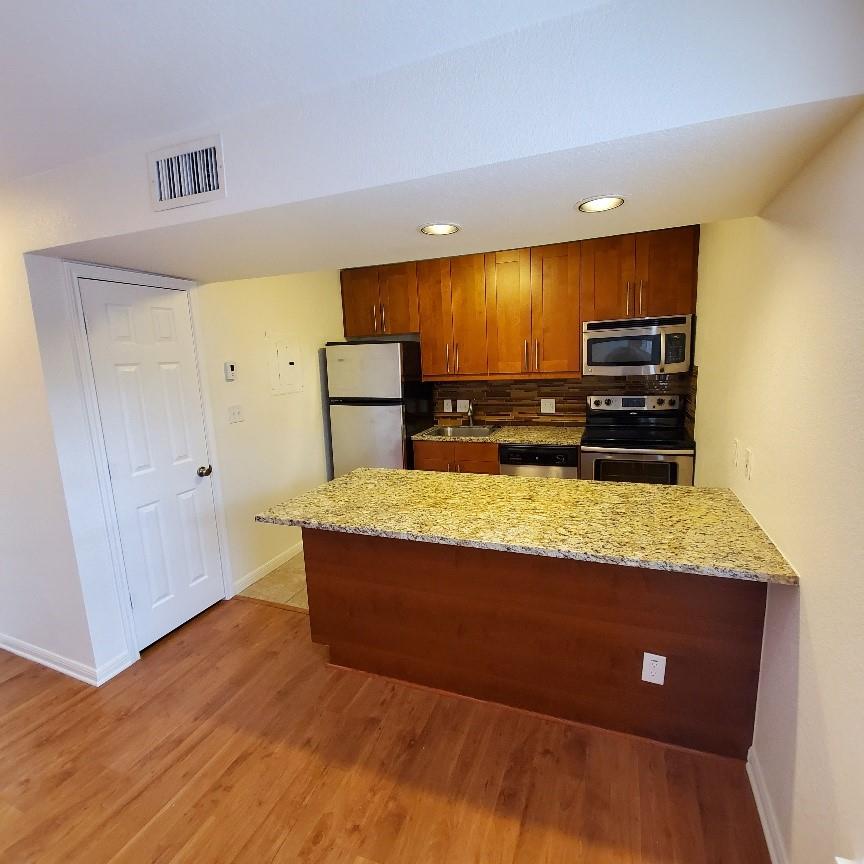 7685 Northcross Dr # 620, Austin, TX 78757