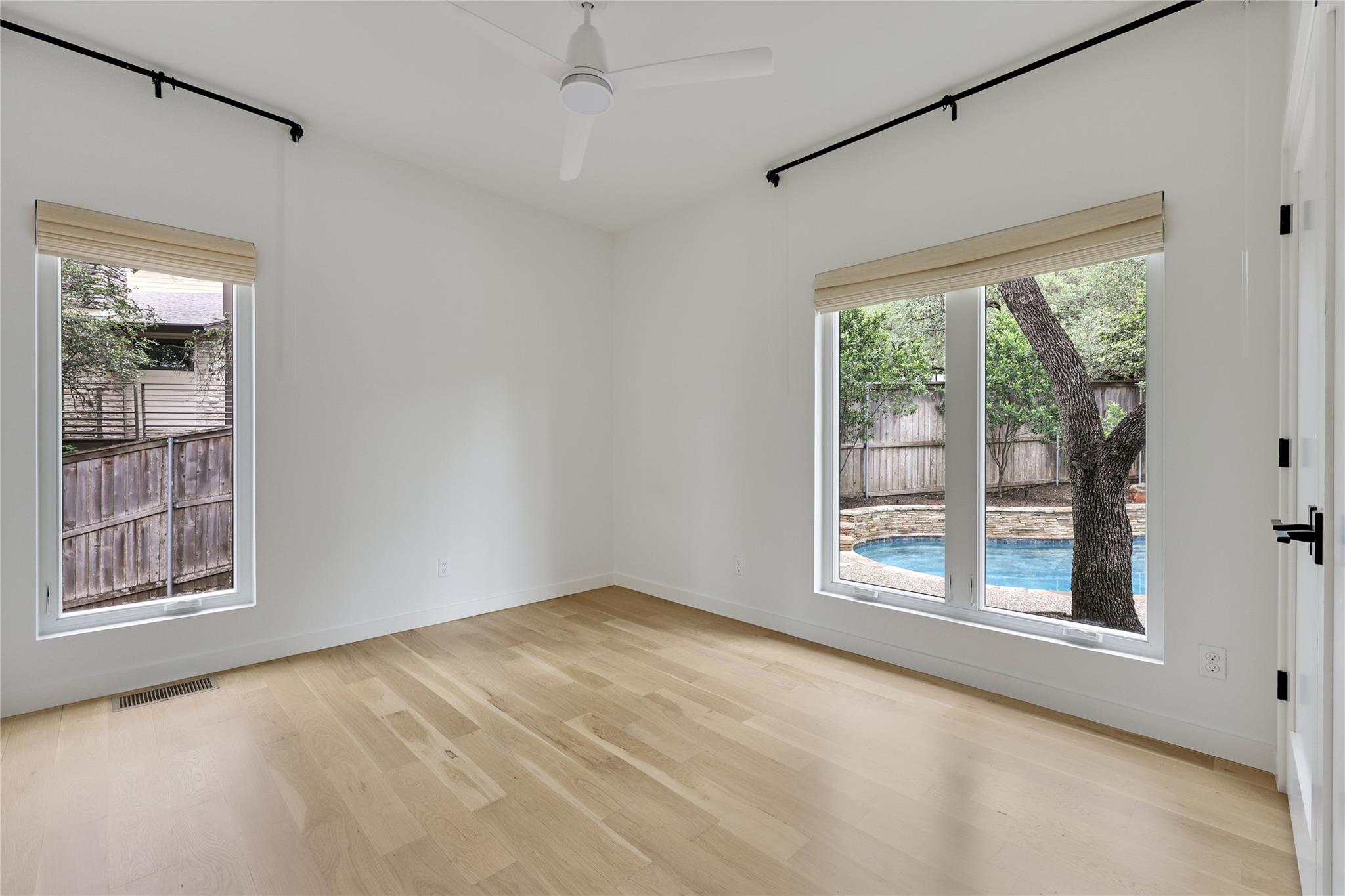 5801 Valley Cir, Austin, TX 78731