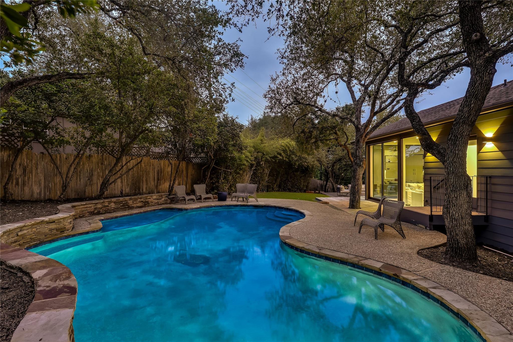 5801 Valley Cir, Austin, TX 78731