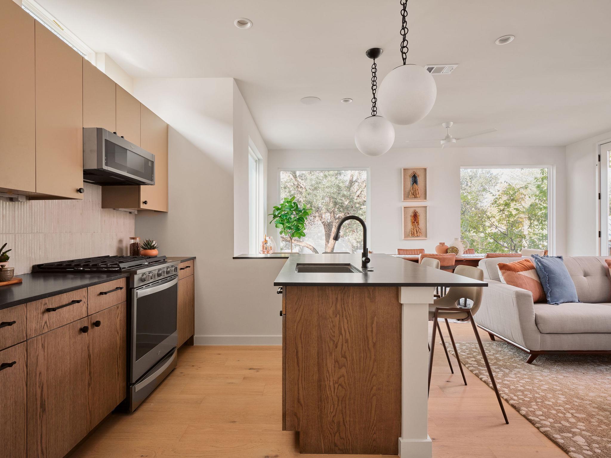 1404 Garden # 2A, Austin, TX 78702