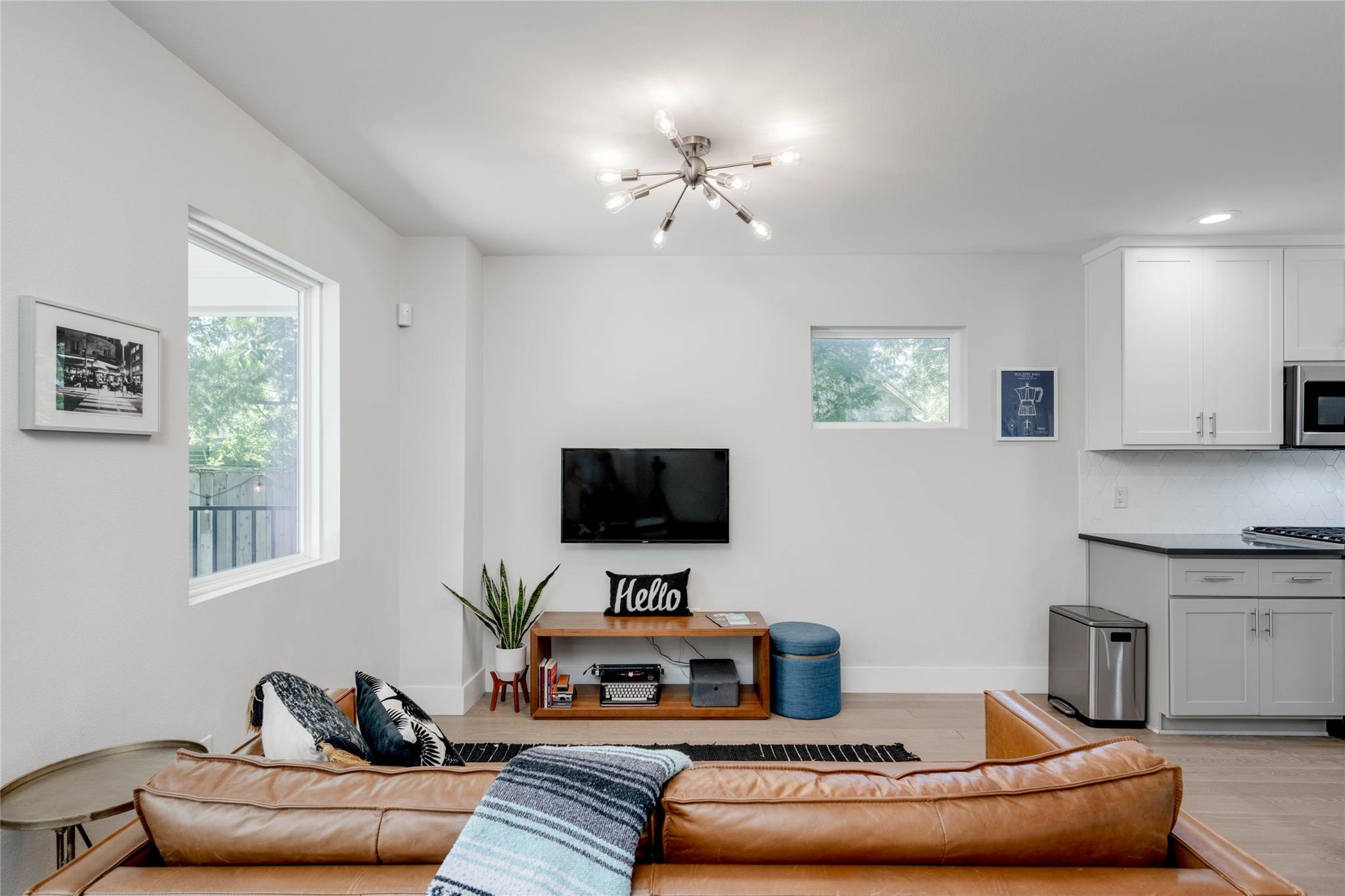 2003 Rountree Dr # 1, Austin, TX 78722