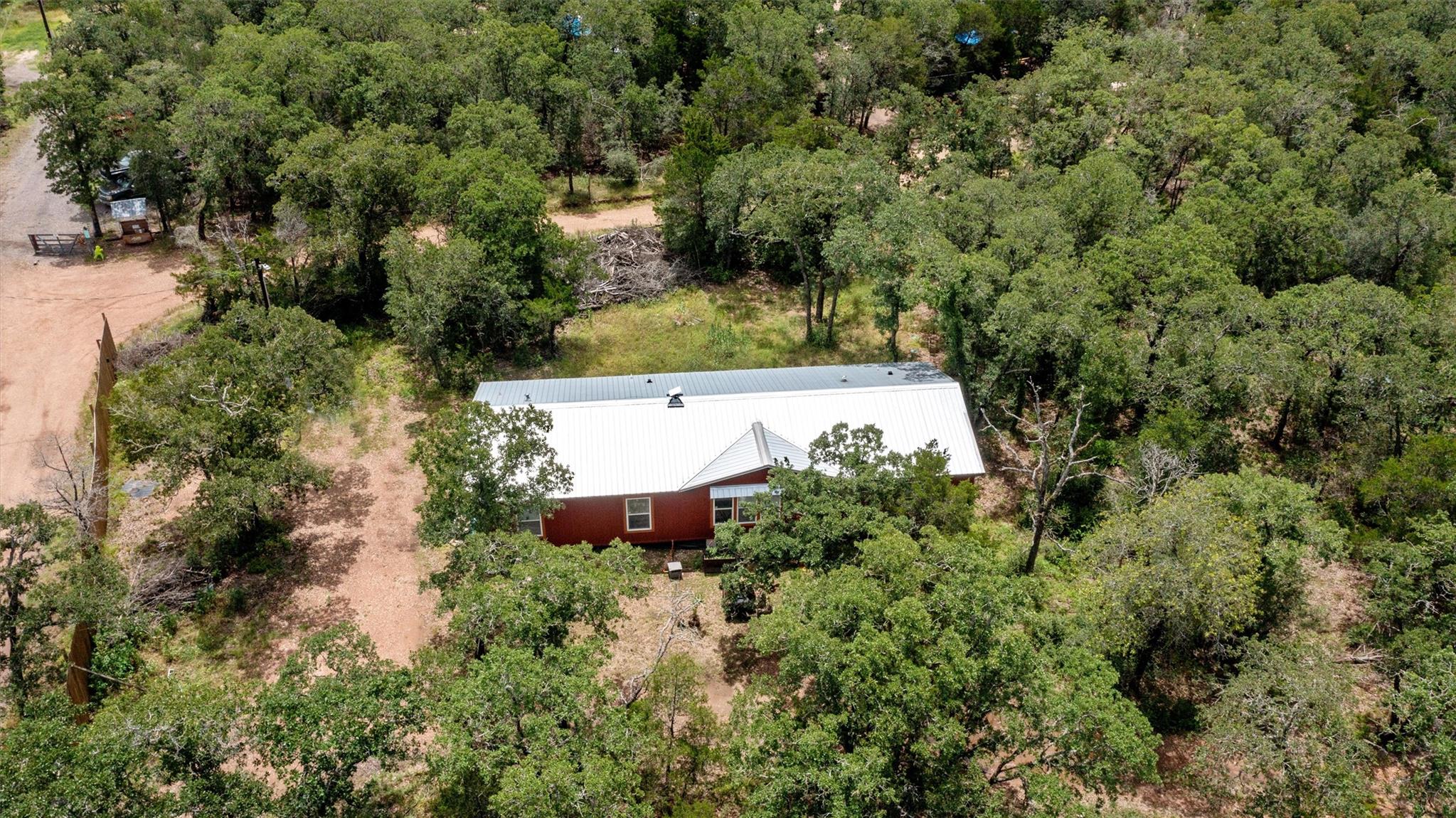 163 Northside Ln, Cedar Creek, TX 78612