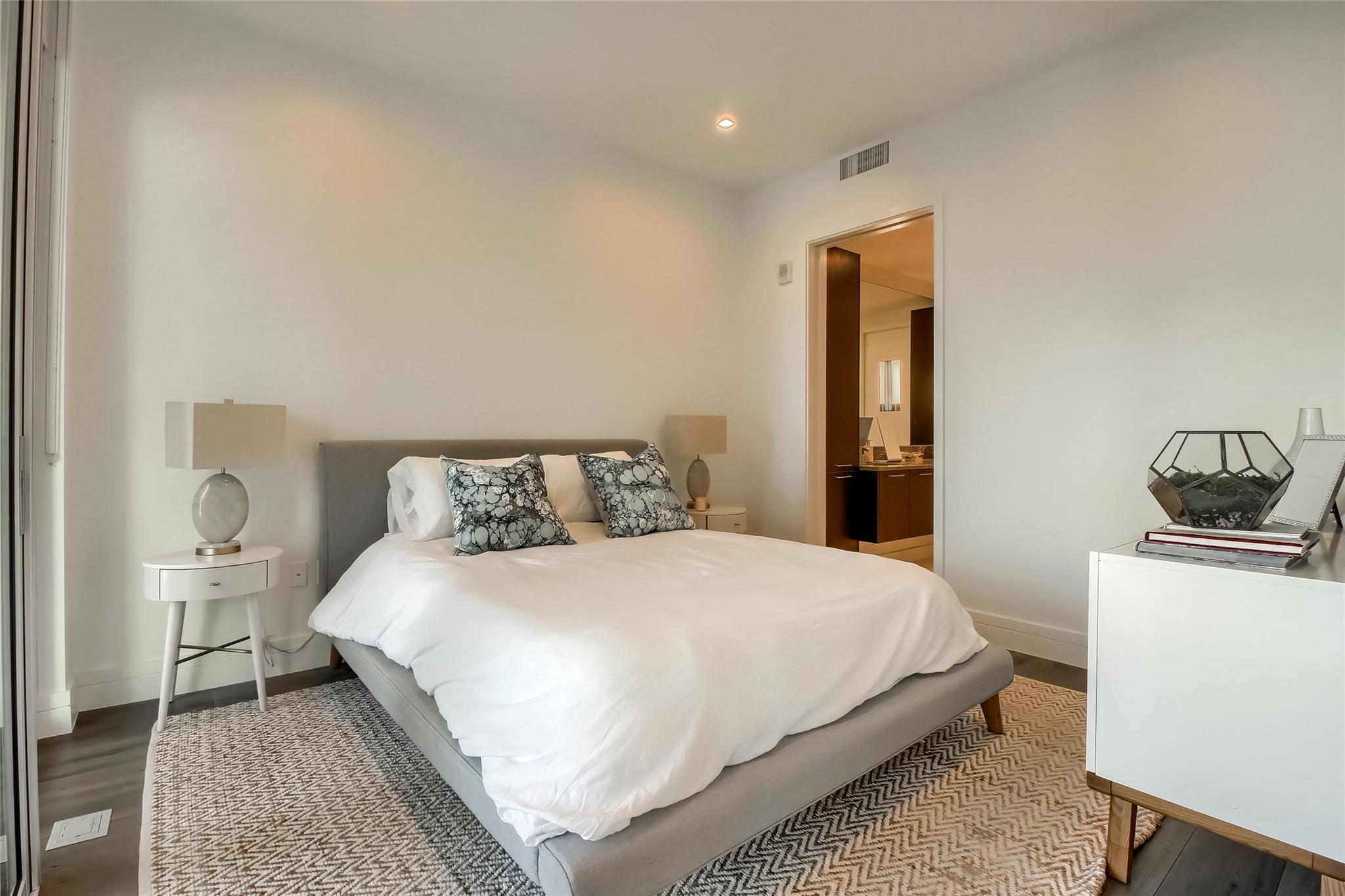 501 West Ave # 1002, Austin, TX 78701