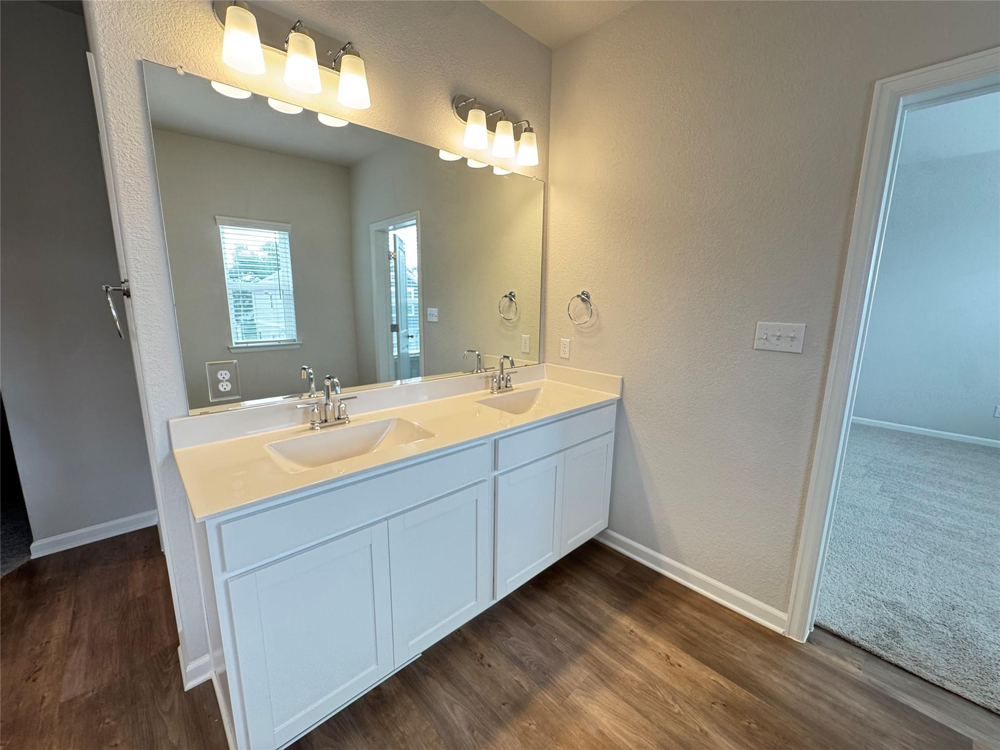 3000 Chisholm Trail Rd # 3, Round Rock, TX 78681