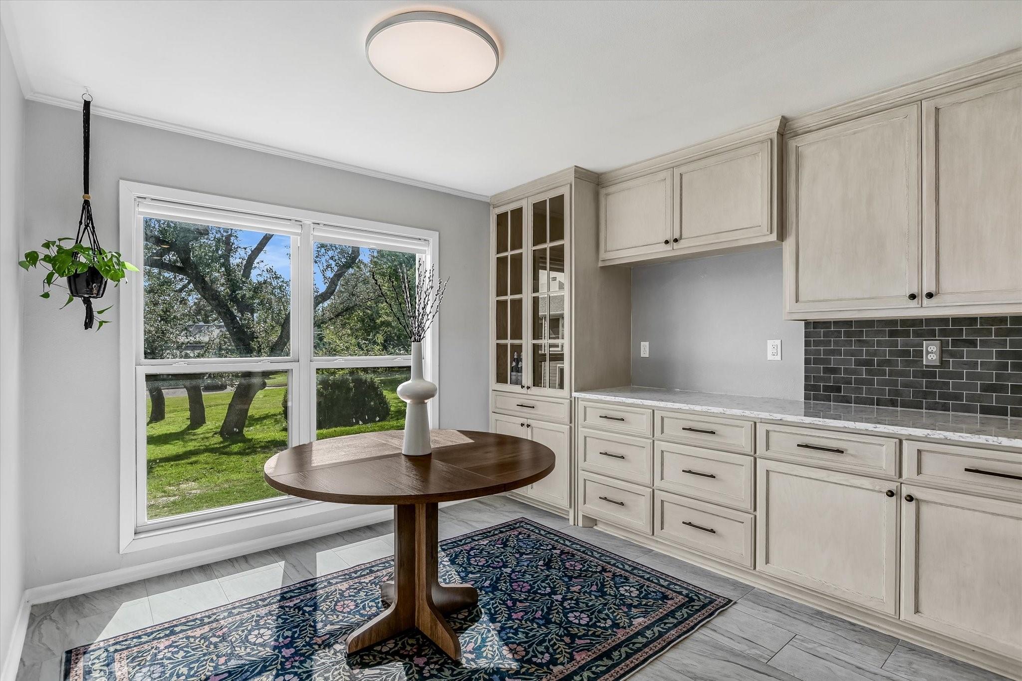 100 Lido Cir # G1, Lakeway, TX 78734