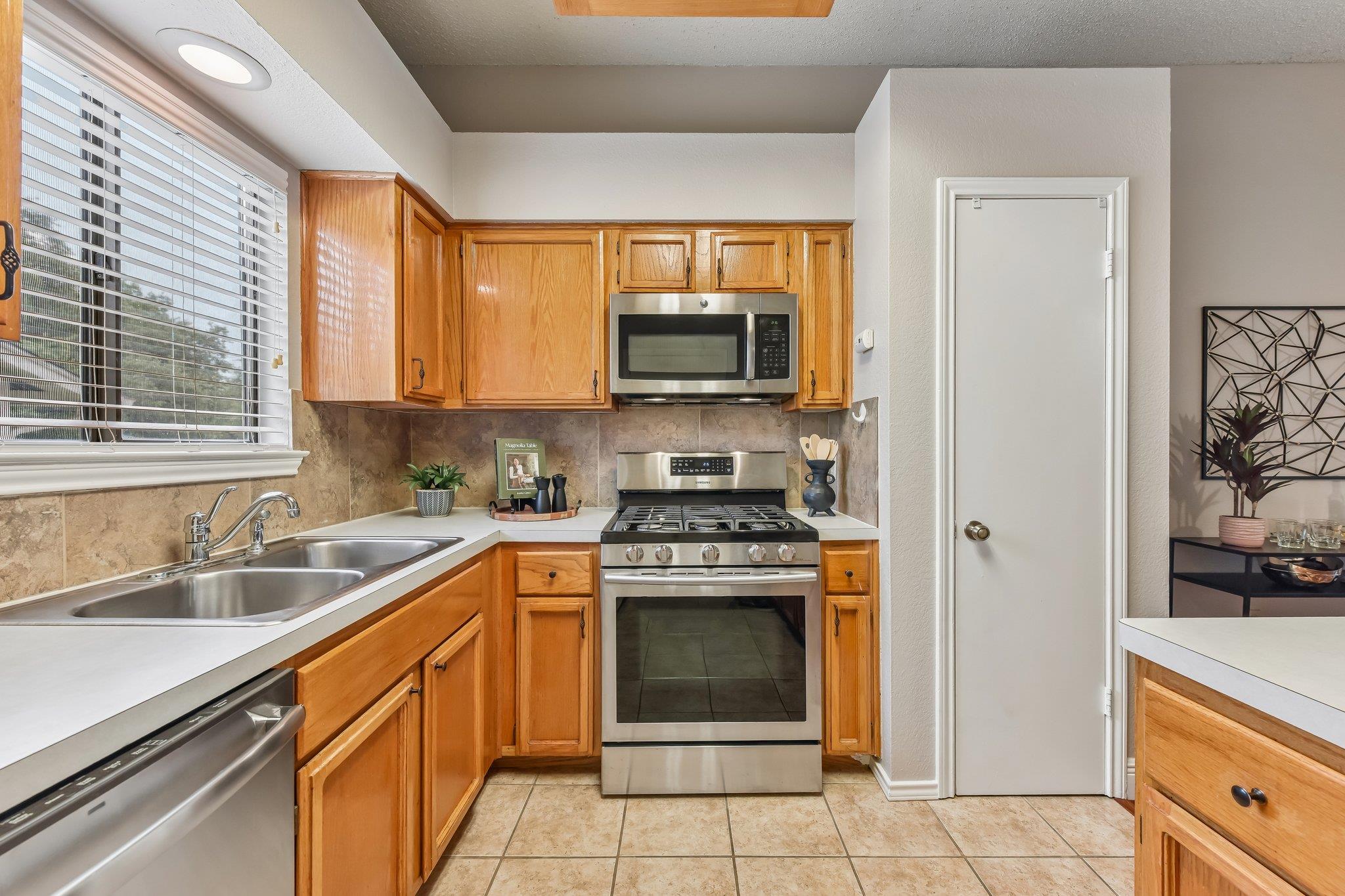 3408 Larkspur Way, Cedar Park, TX 78613
