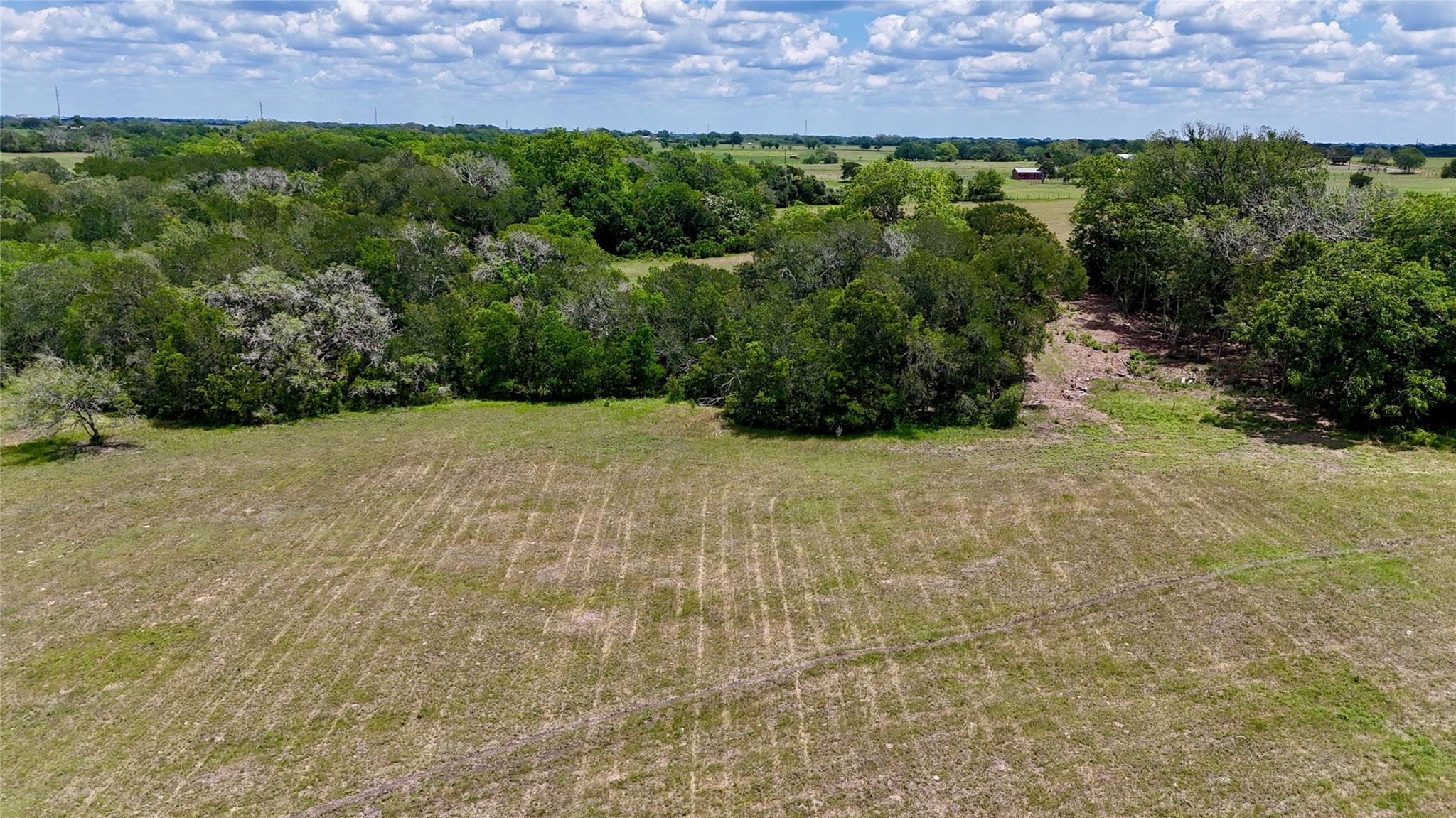 1070 Muehr Rd, Weimar, TX 78962