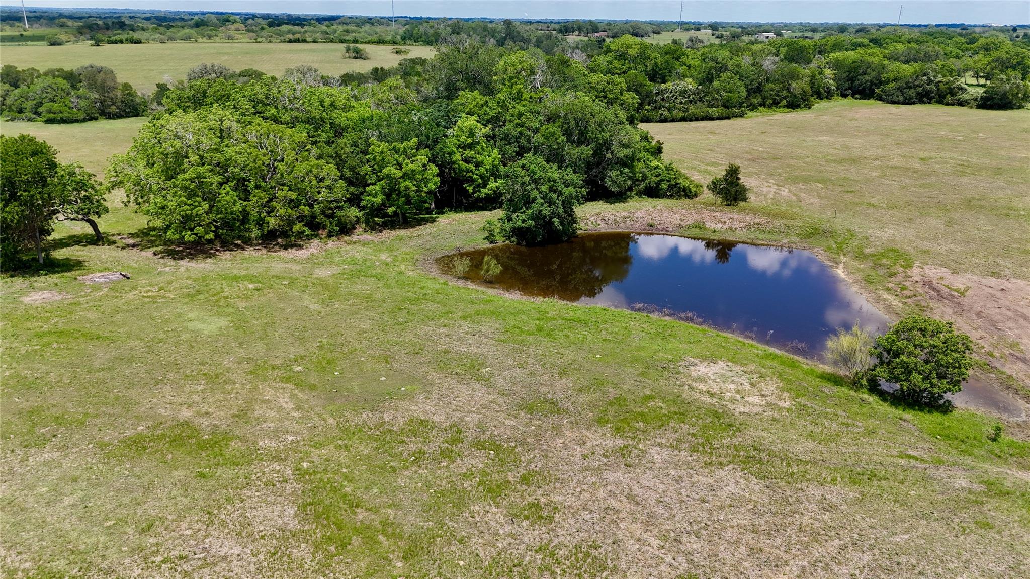1070 Muehr Rd, Weimar, TX 78962