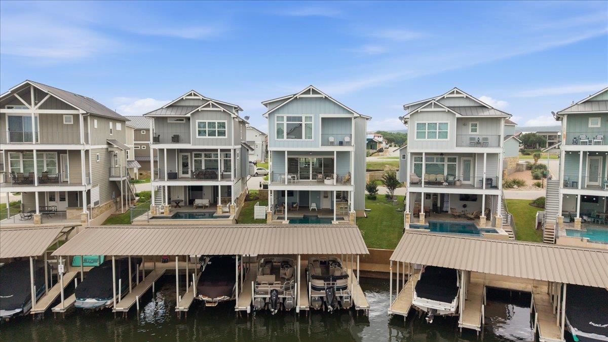 208 Marina Blf, Kingsland, TX 78639