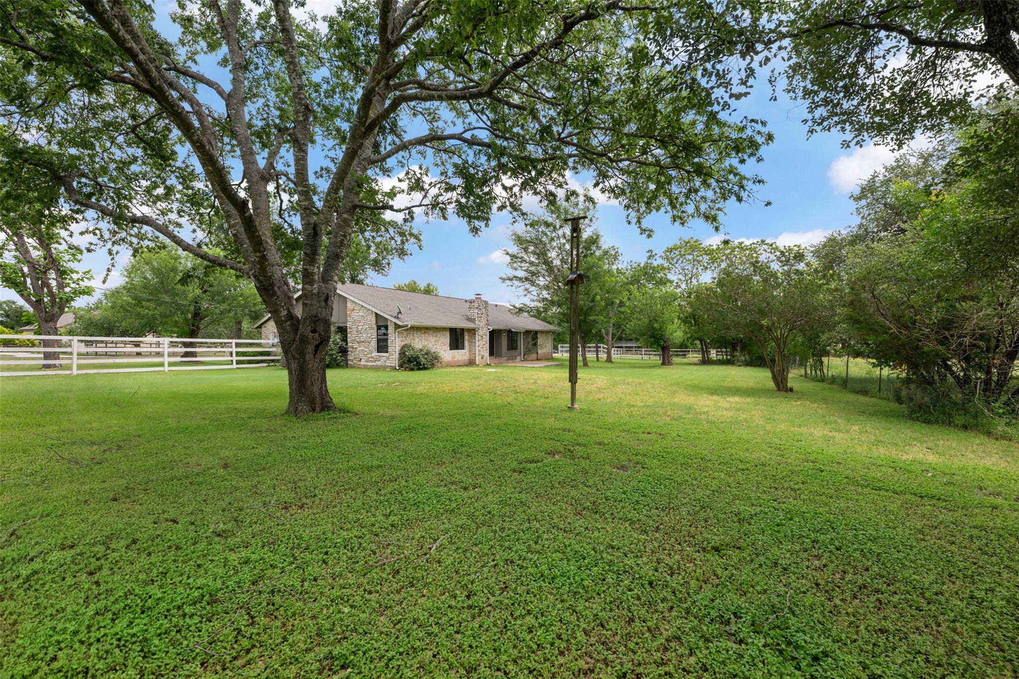 1600 Pin Oak Ln, Round Rock, TX 78681