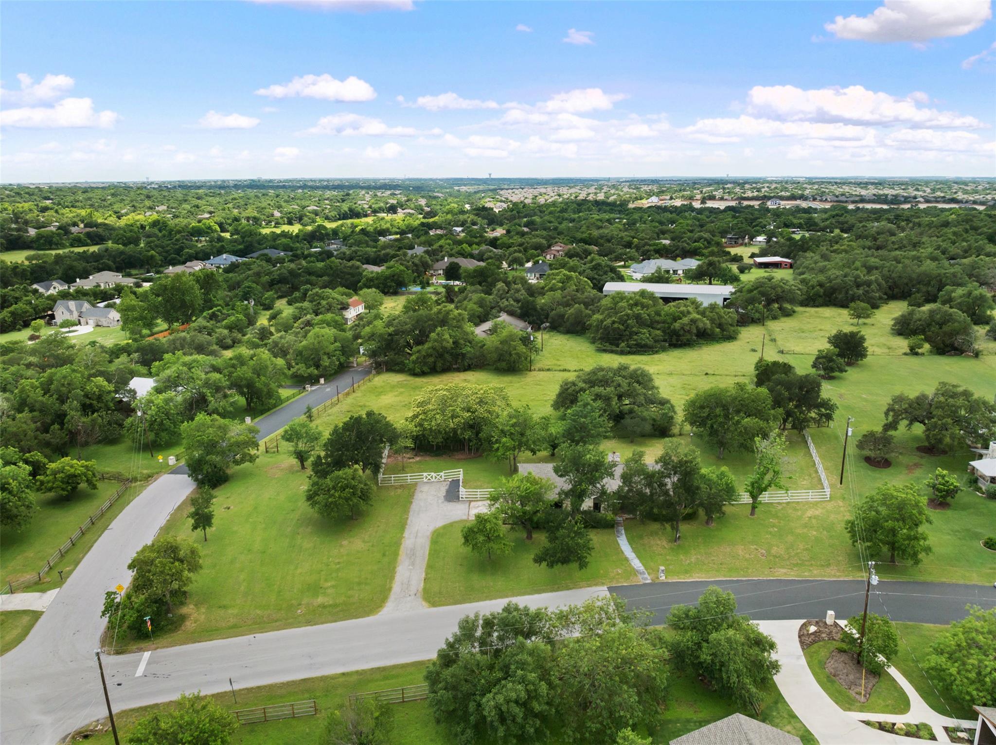 1600 Pin Oak Ln, Round Rock, TX 78681