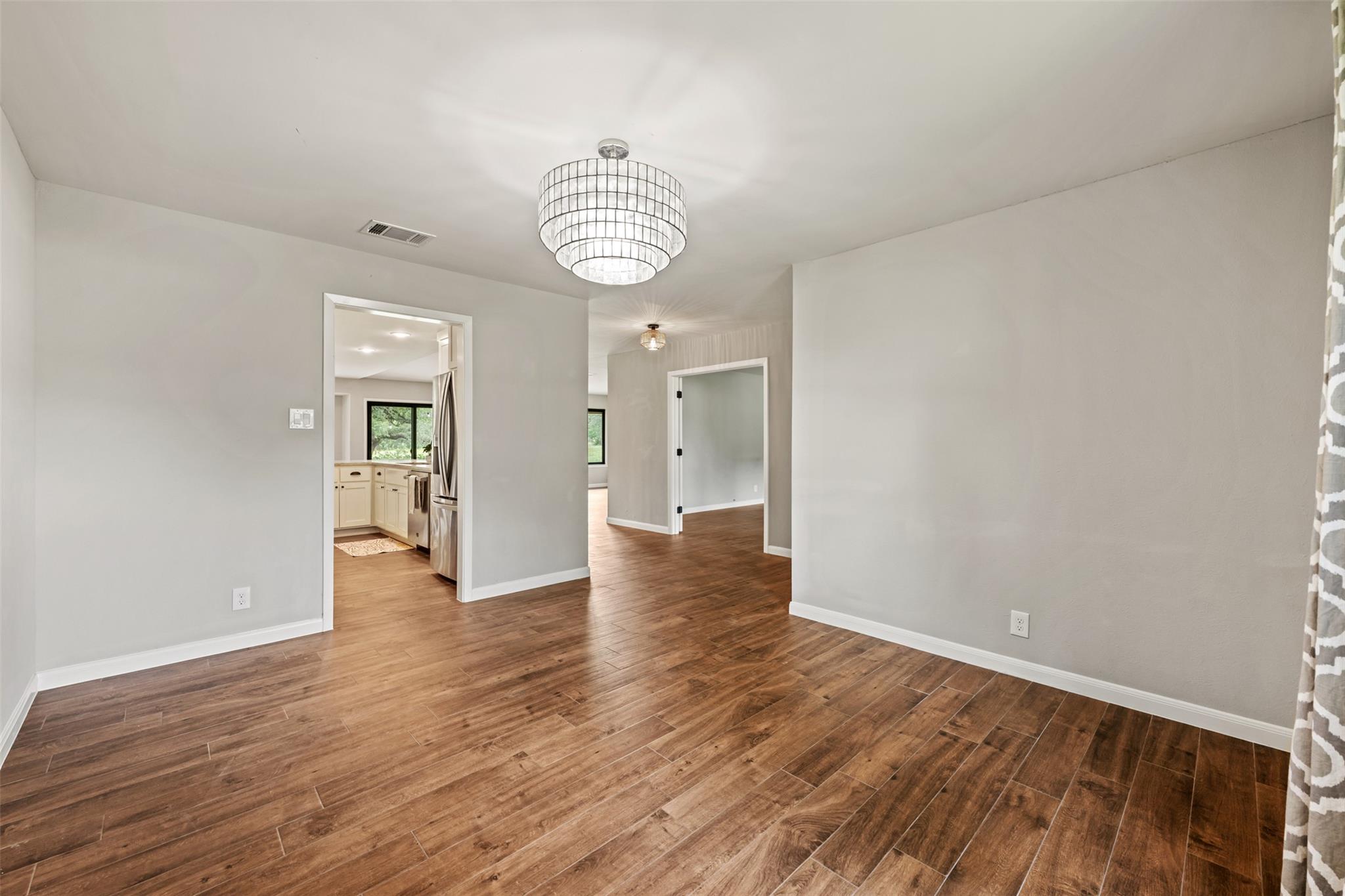 1600 Pin Oak Ln, Round Rock, TX 78681