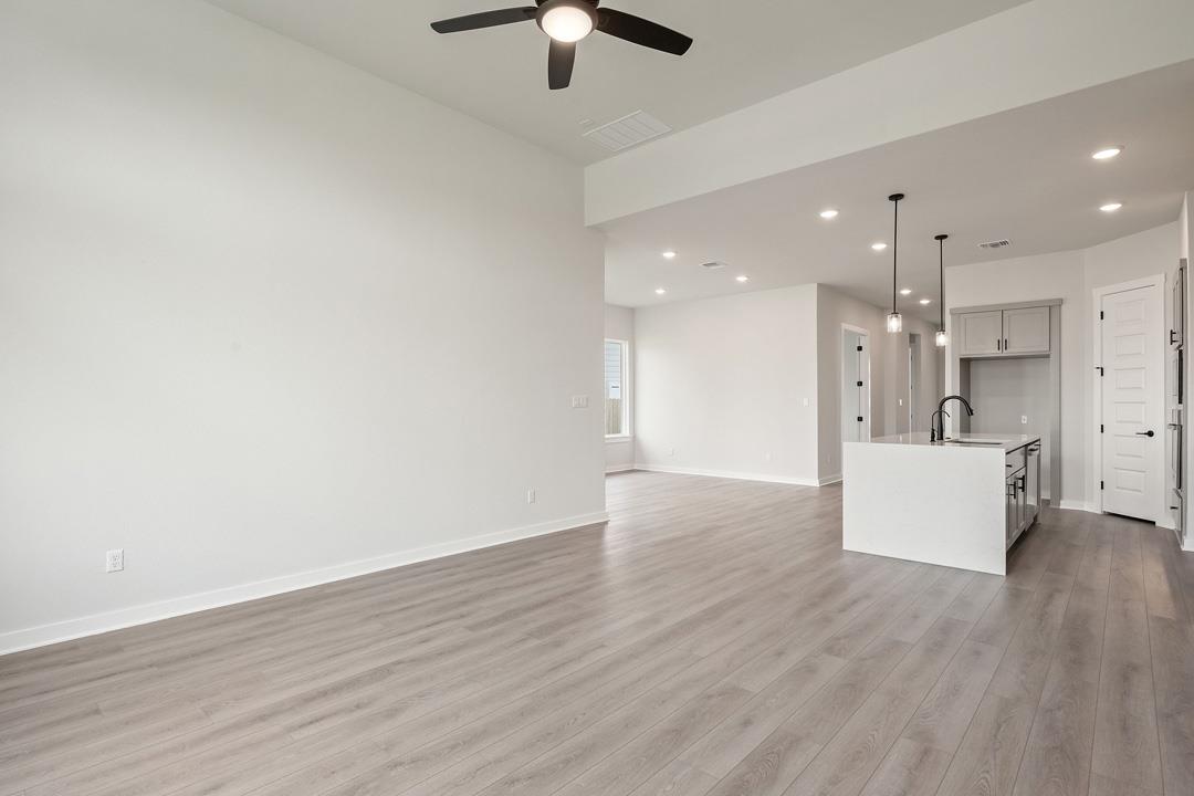 10732 Worth Lane, Manor, TX 78653