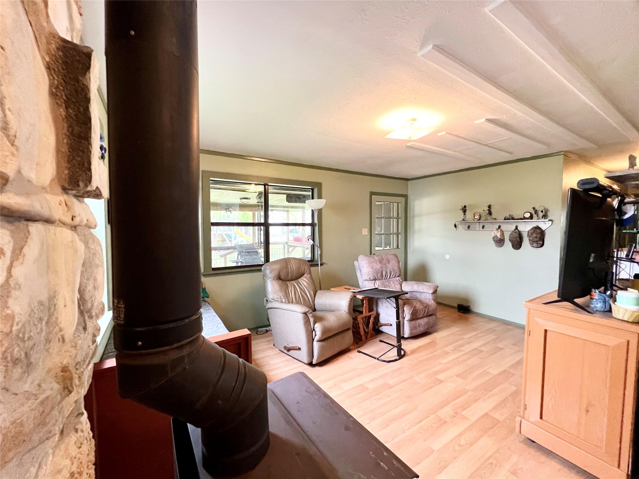 2700 County Road 305, Jarrell, TX 76537