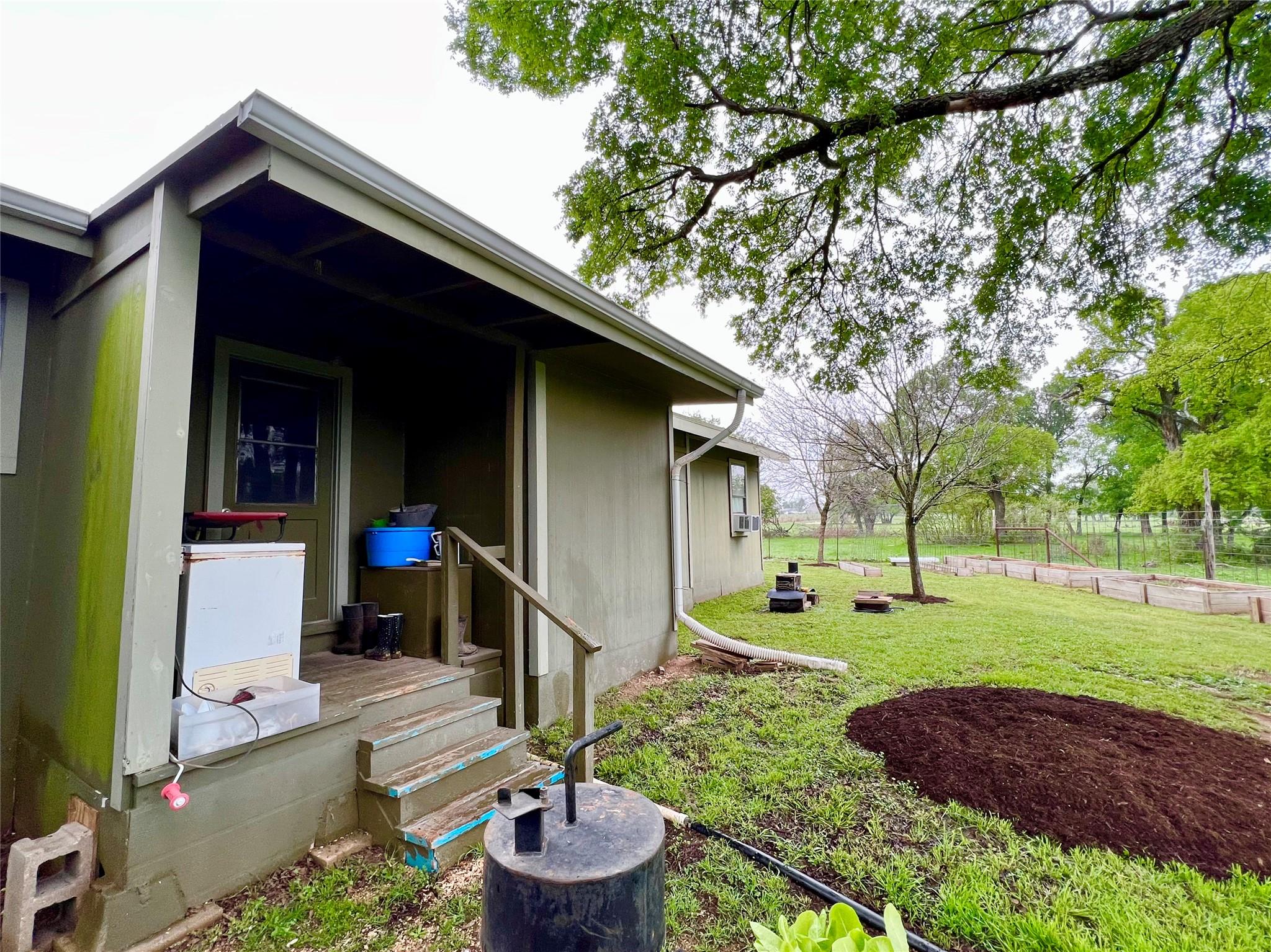 2700 County Road 305, Jarrell, TX 76537