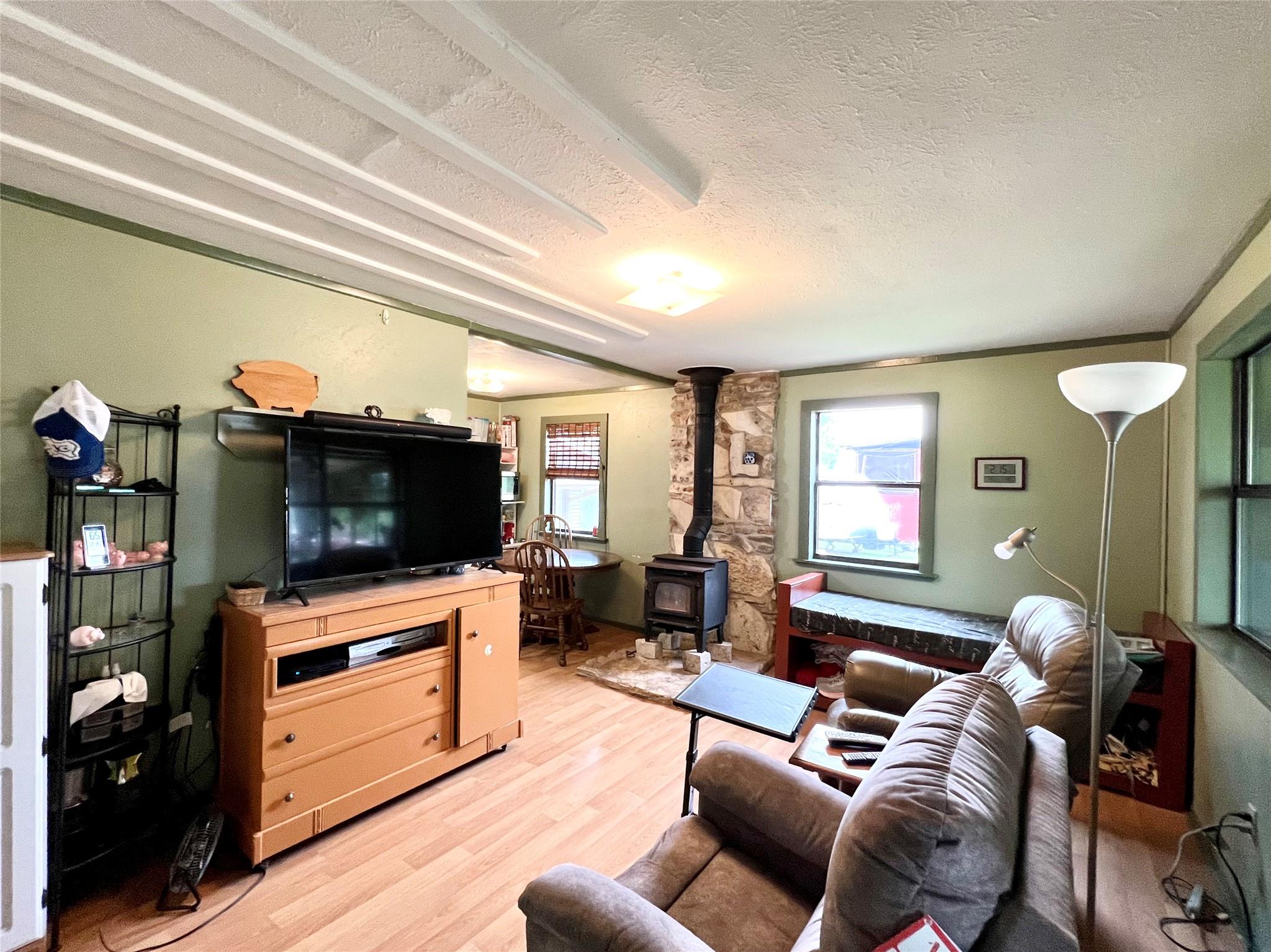 2700 County Road 305, Jarrell, TX 76537