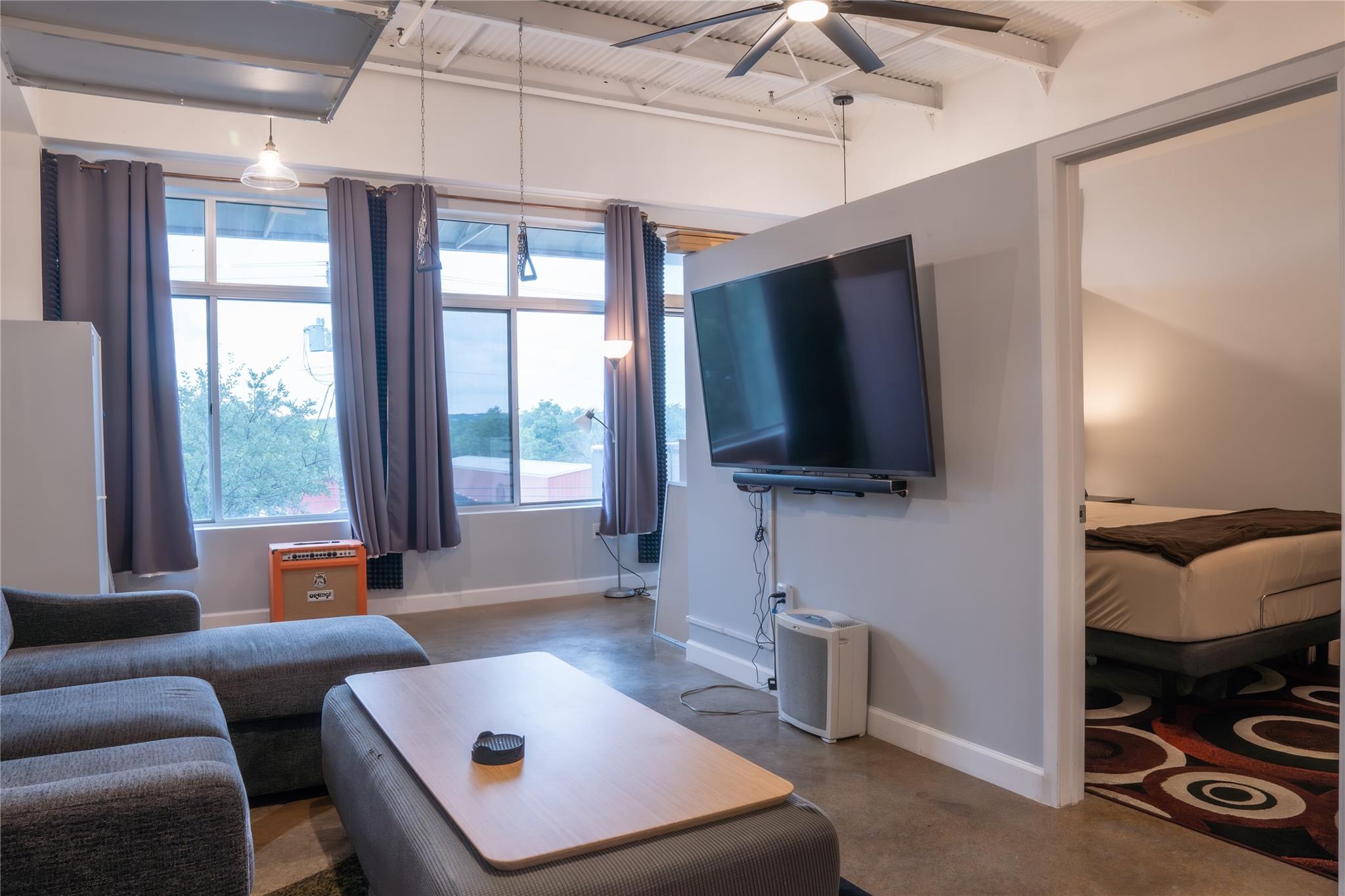 2401 E 6th St # 6100, Austin, TX 78702
