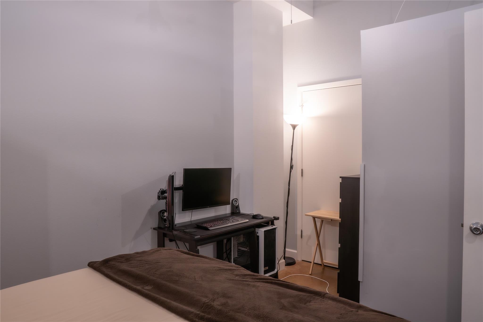 2401 E 6th St # 6100, Austin, TX 78702