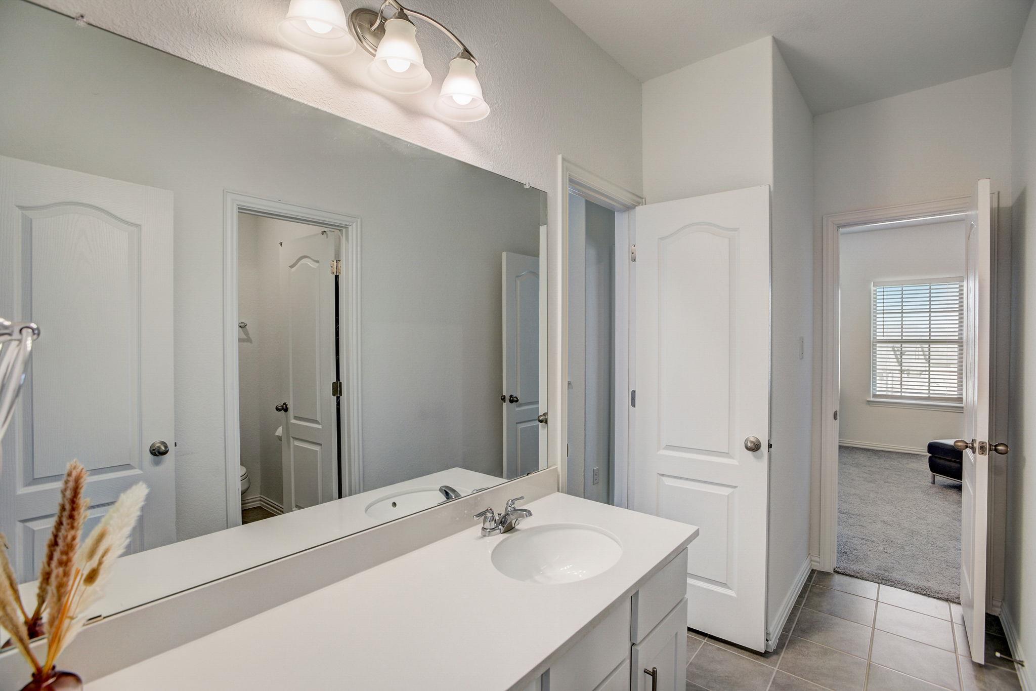 308 Monteforte Rd, Hutto, TX 78634