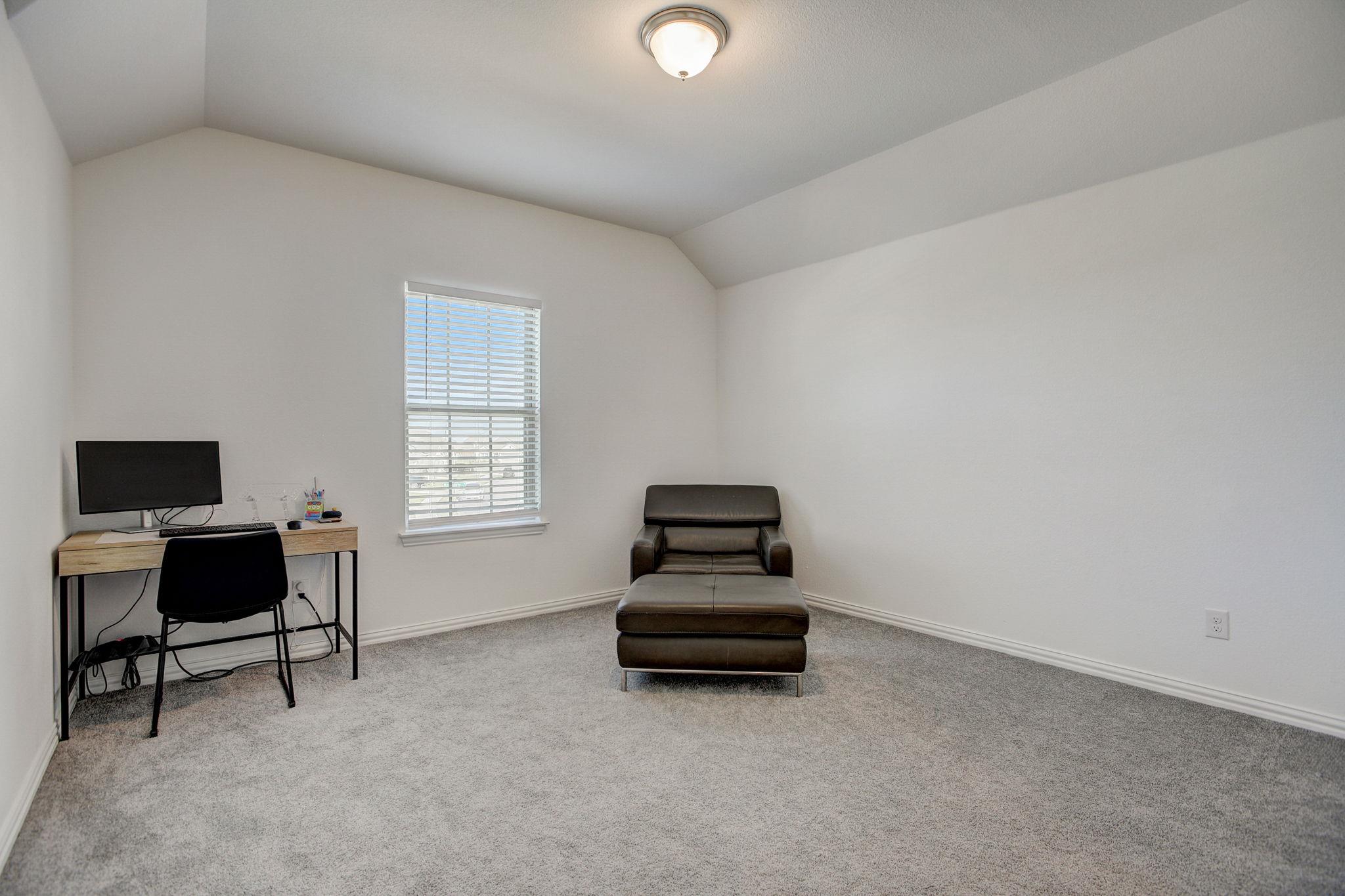 308 Monteforte Rd, Hutto, TX 78634